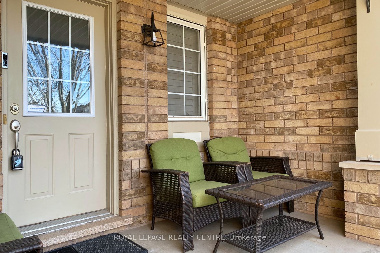 2418 Baintree Crescent Property Photo 5