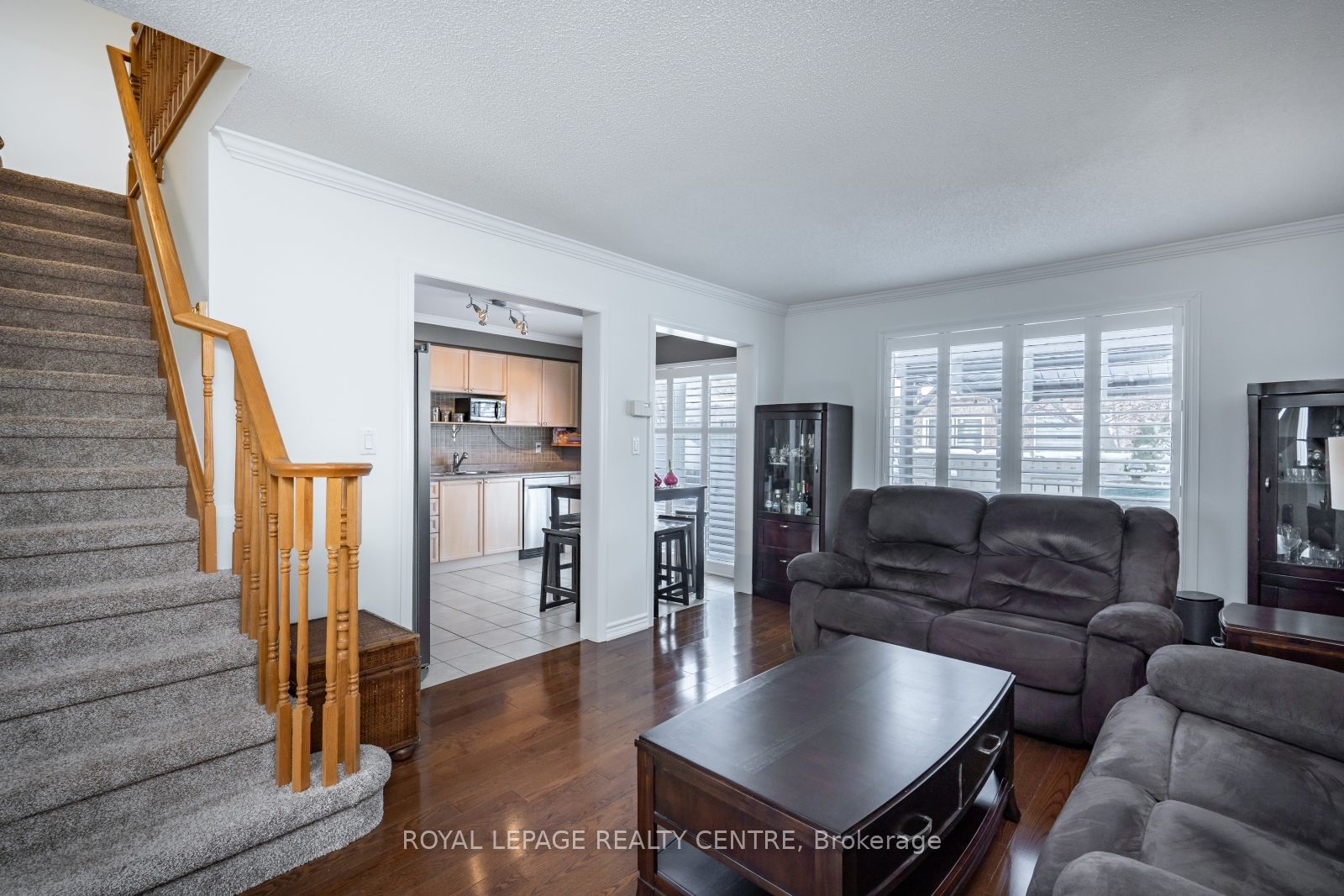 2418 Baintree Crescent Property Photo 9
