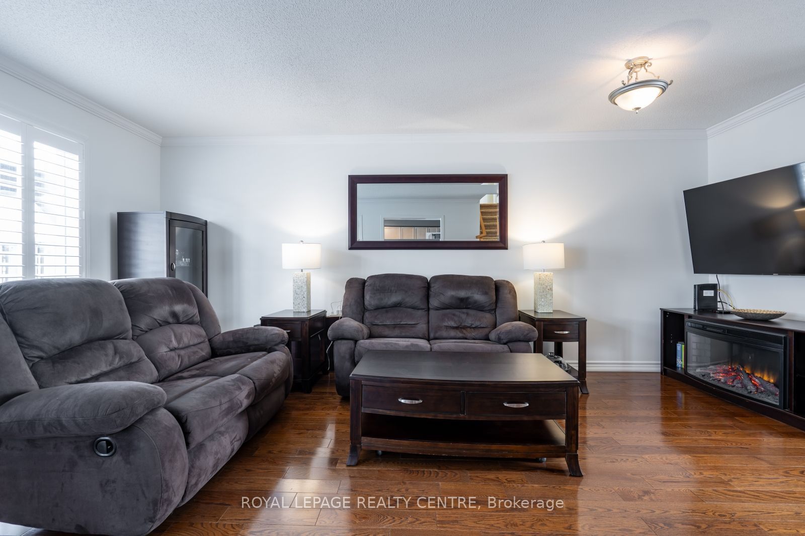 2418 Baintree Crescent Property Photo 10