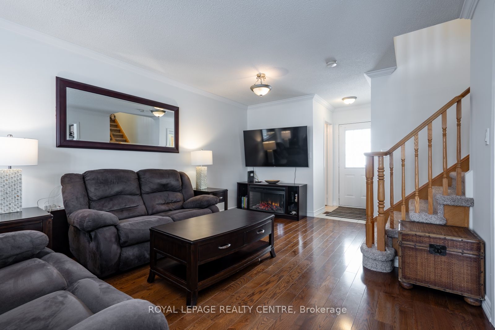 2418 Baintree Crescent Property Photo 11
