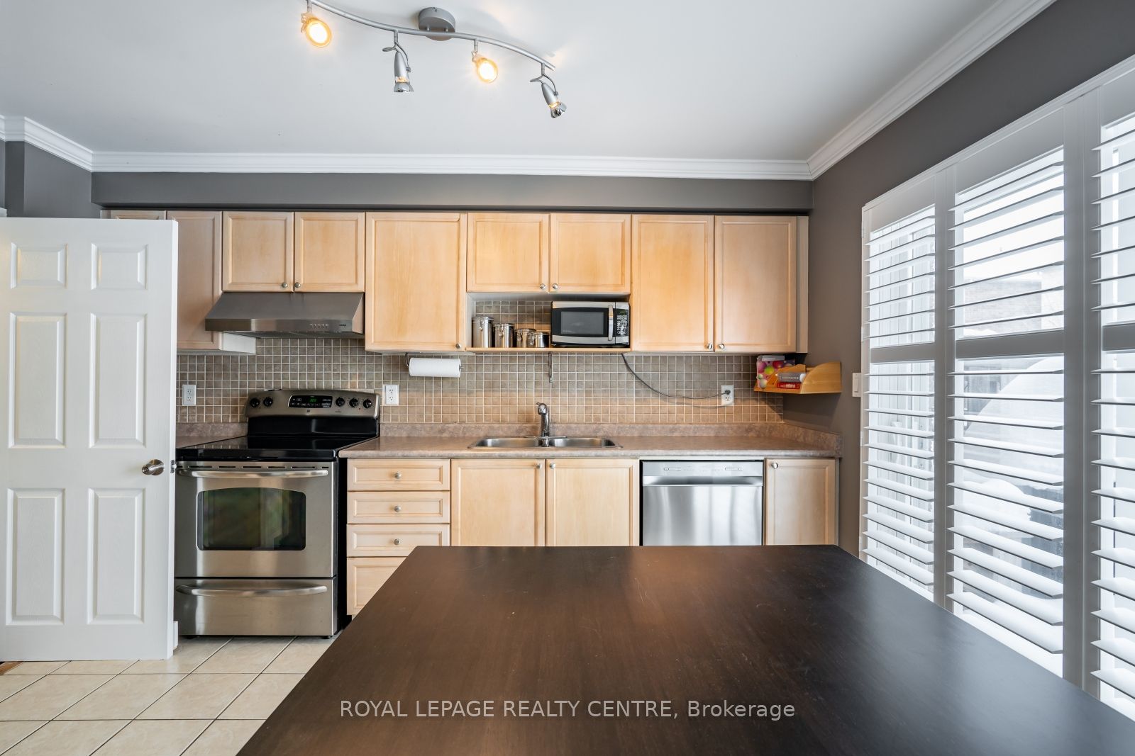 2418 Baintree Crescent Property Photo 13