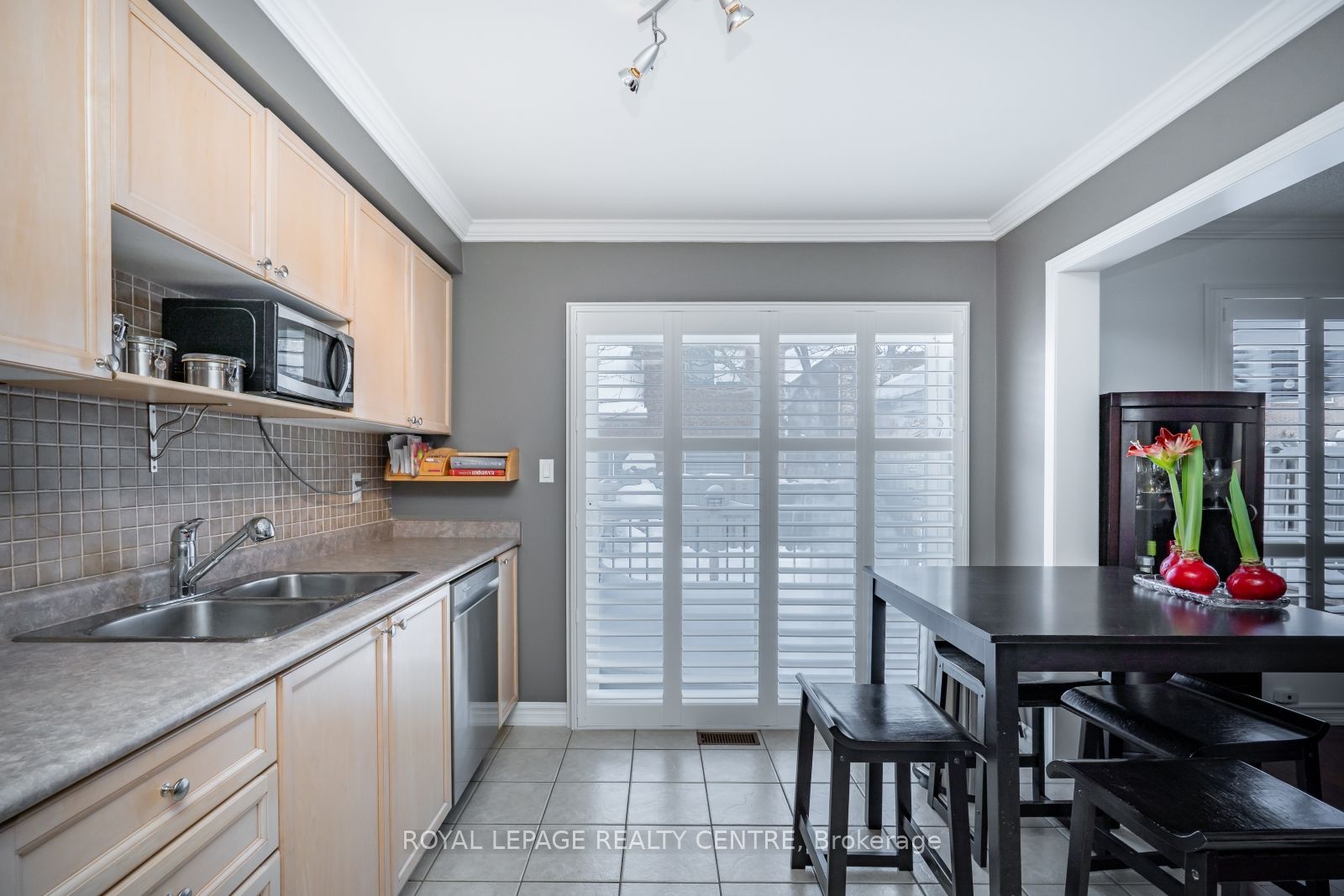 2418 Baintree Crescent Property Photo 15