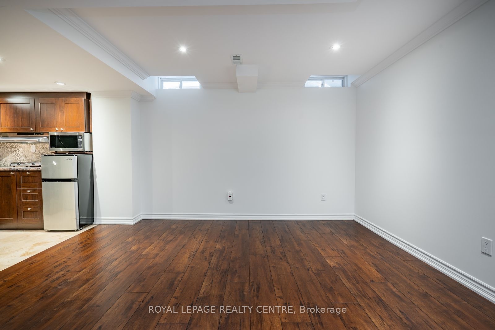 2418 Baintree Crescent Property Photo 30