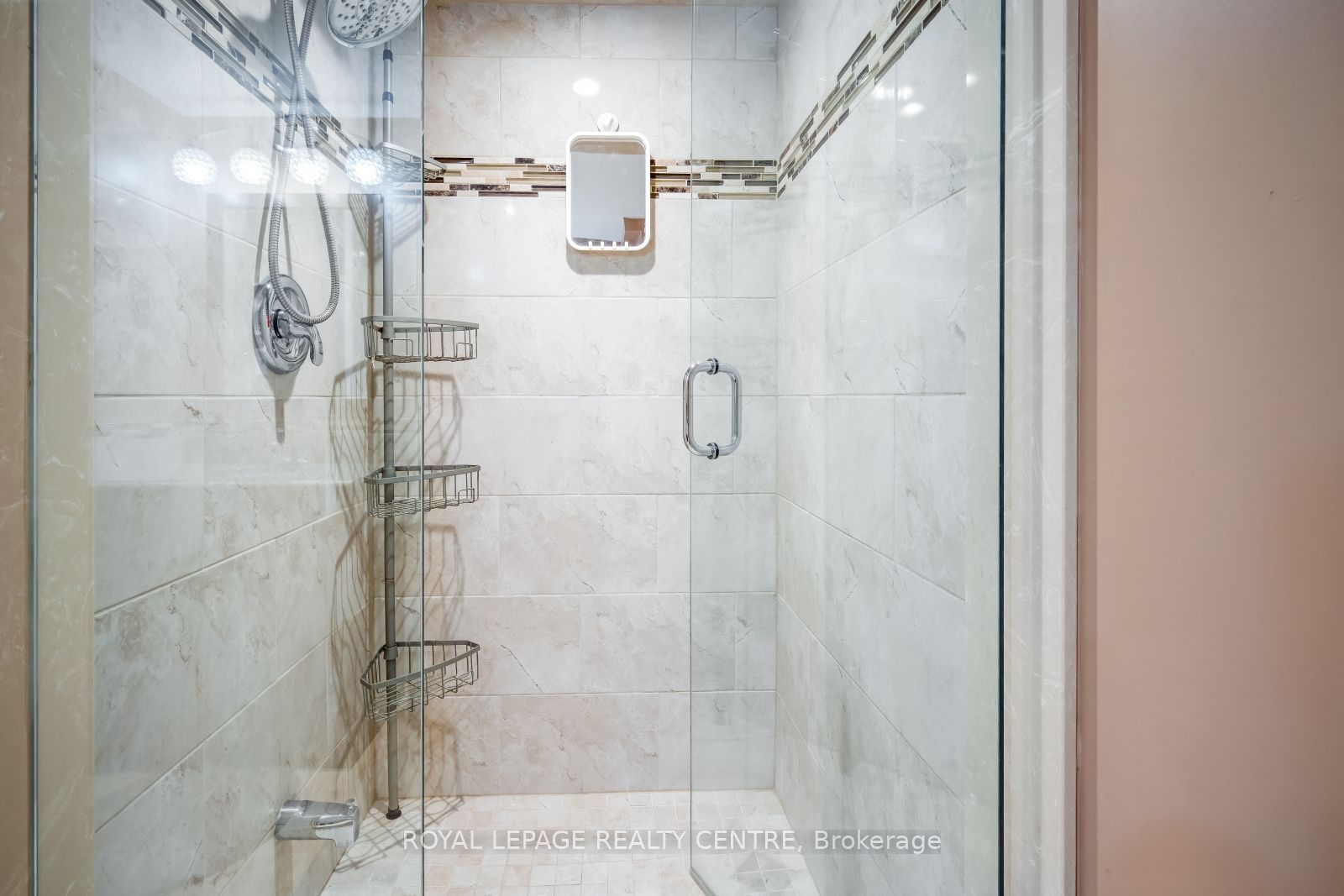2418 Baintree Crescent Property Photo 35