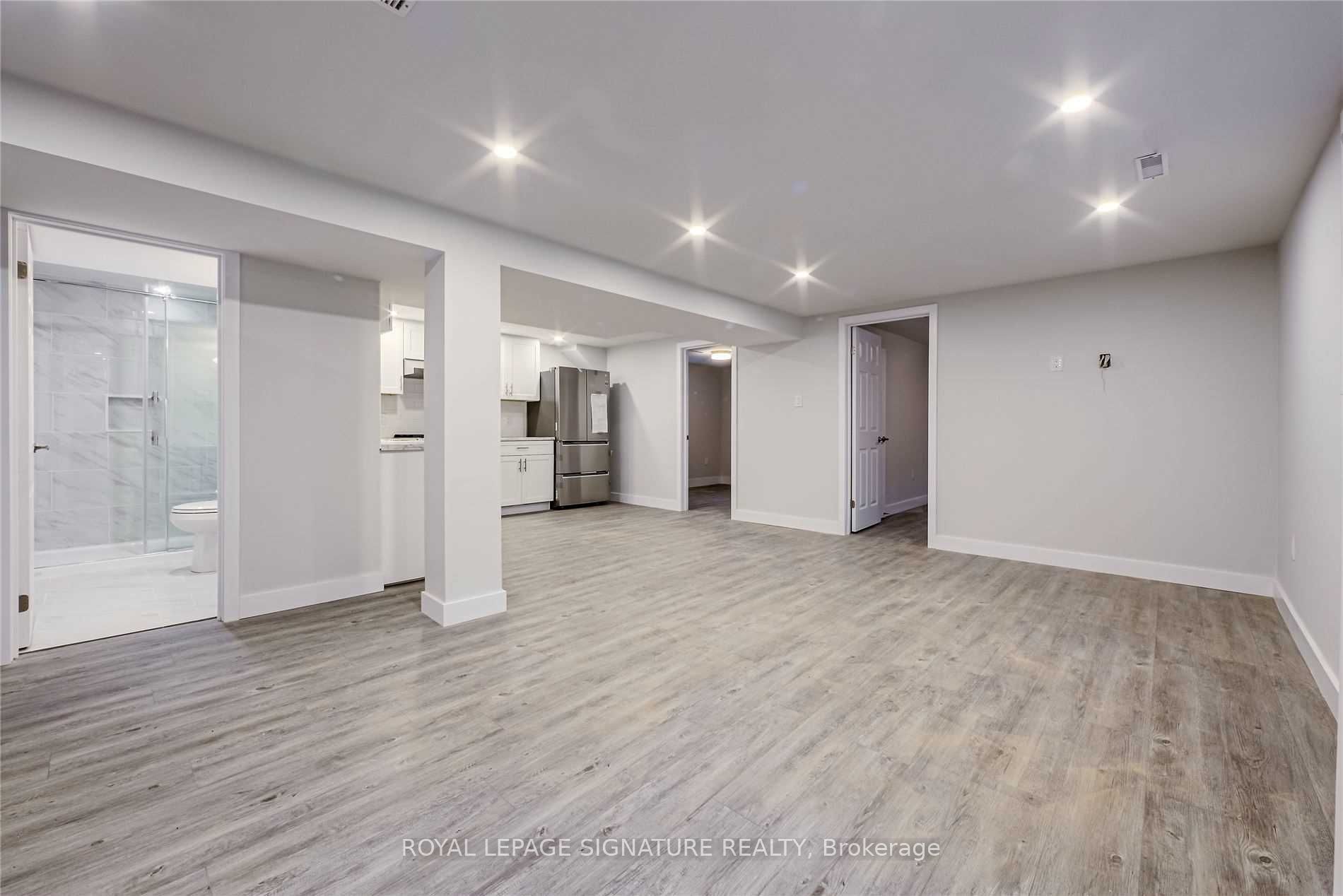 1205 Gainsborough Drive Lower Property Photo 1