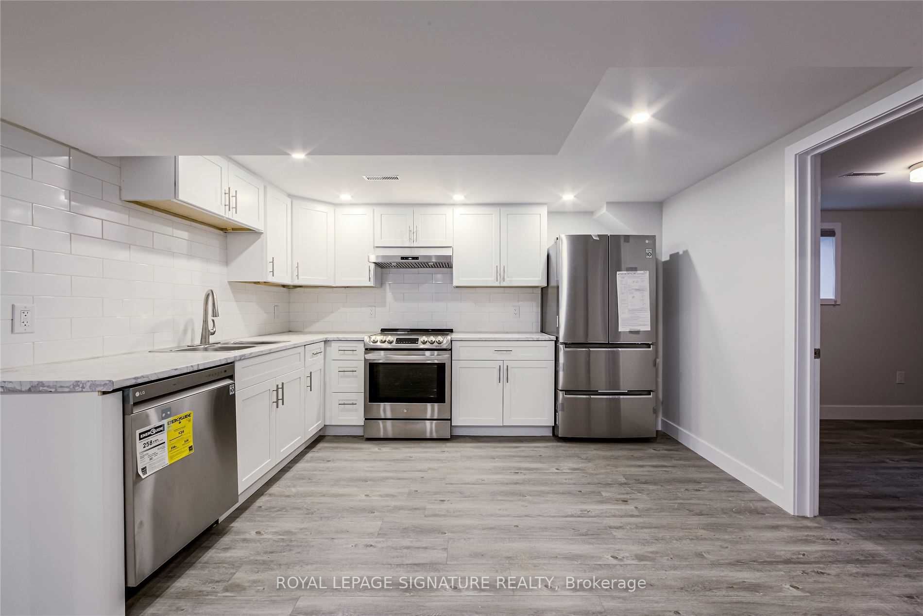 1205 Gainsborough Drive Lower Property Photo 4