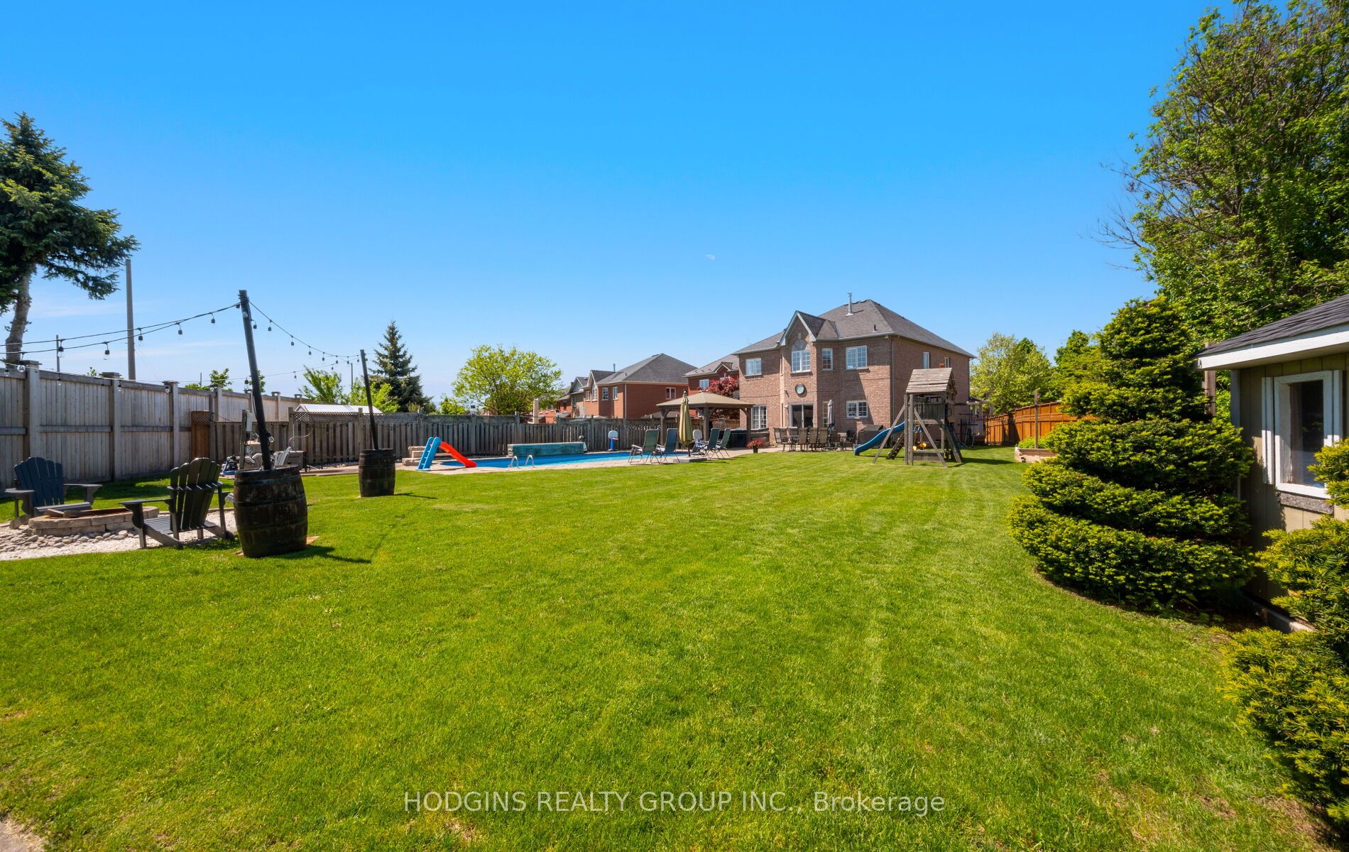 1376 Avon Drive Property Photo 1