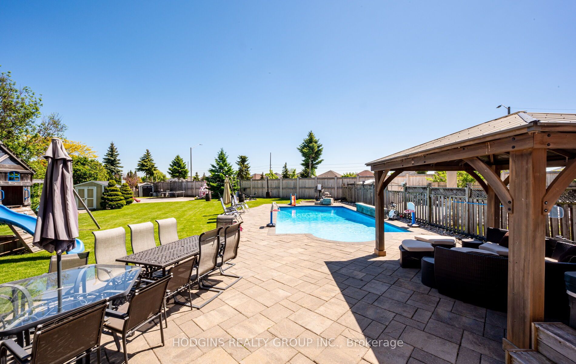1376 Avon Drive Property Photo 4