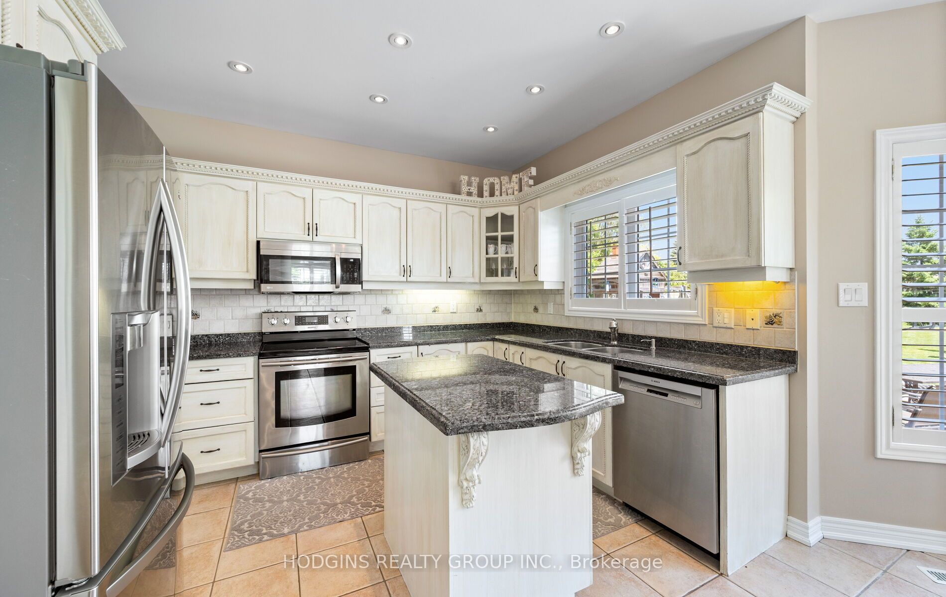 1376 Avon Drive Property Photo 13