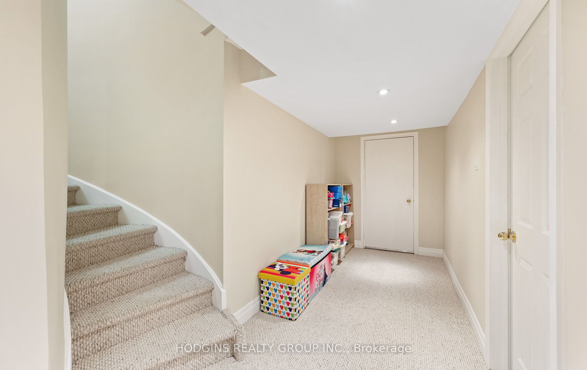 1376 Avon Drive Property Photo 29