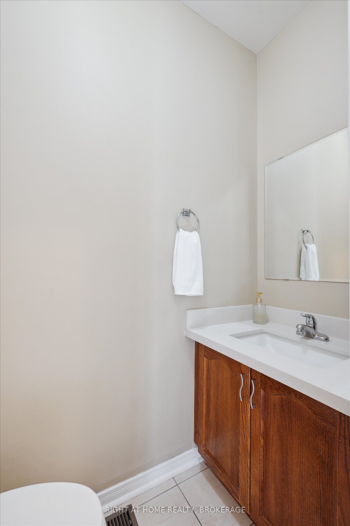 2254 Dale Ridge Drive Property Photo 17