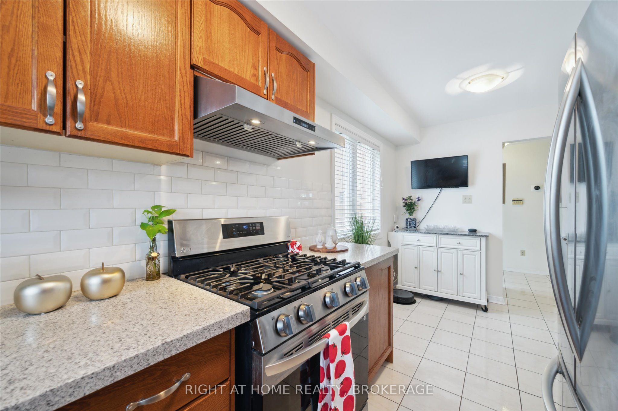 2254 Dale Ridge Drive Property Photo 21