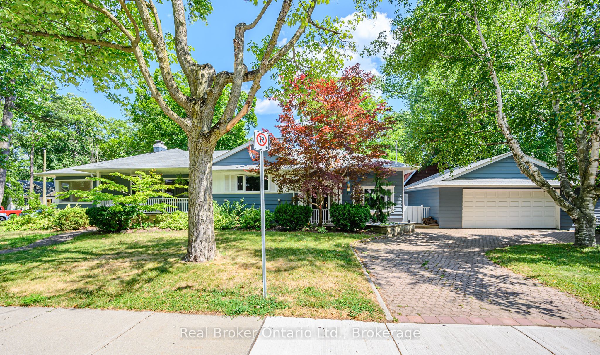 374 Spruce St Property Photo 1