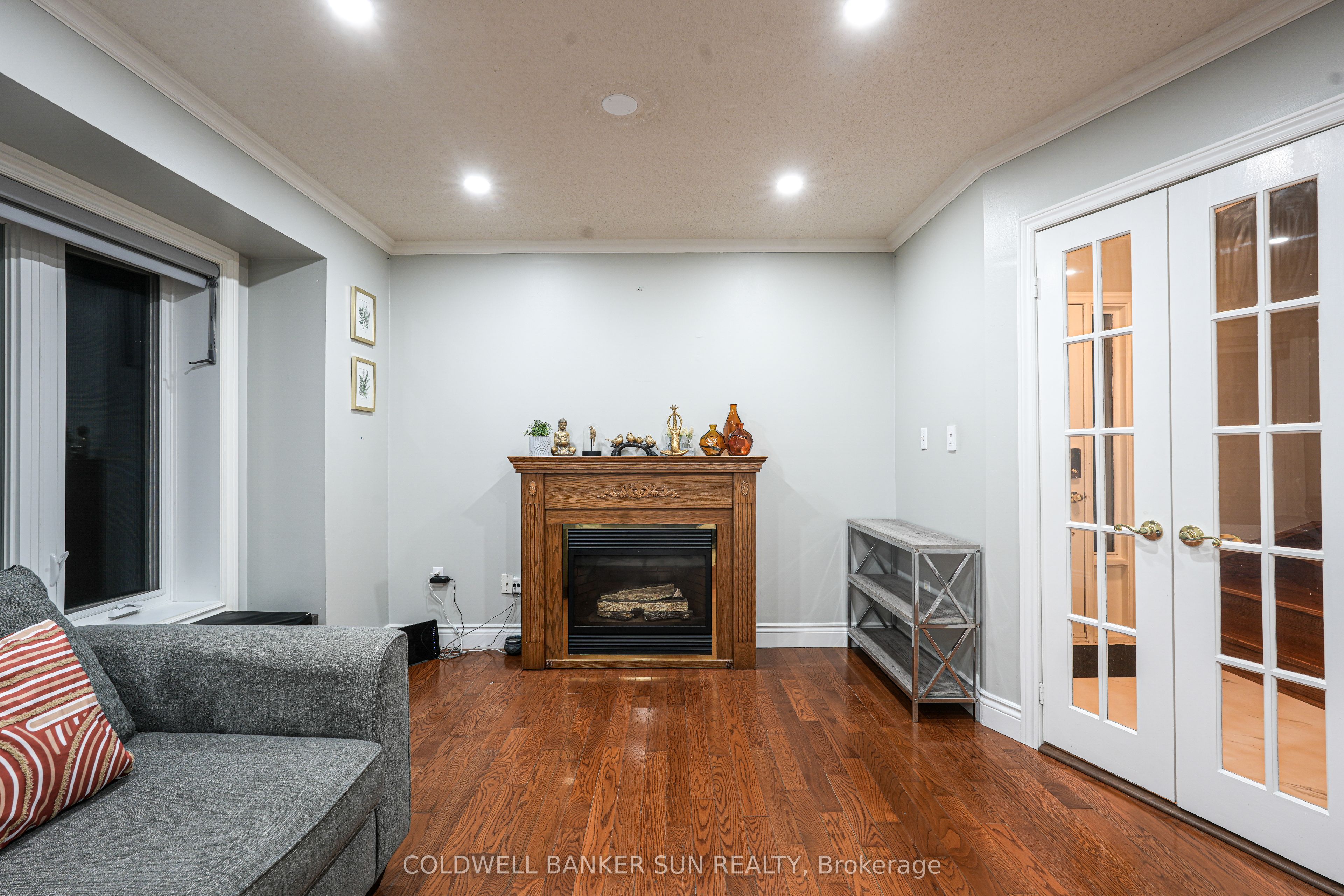 194 Pressed Brick Drive Property Photo 8