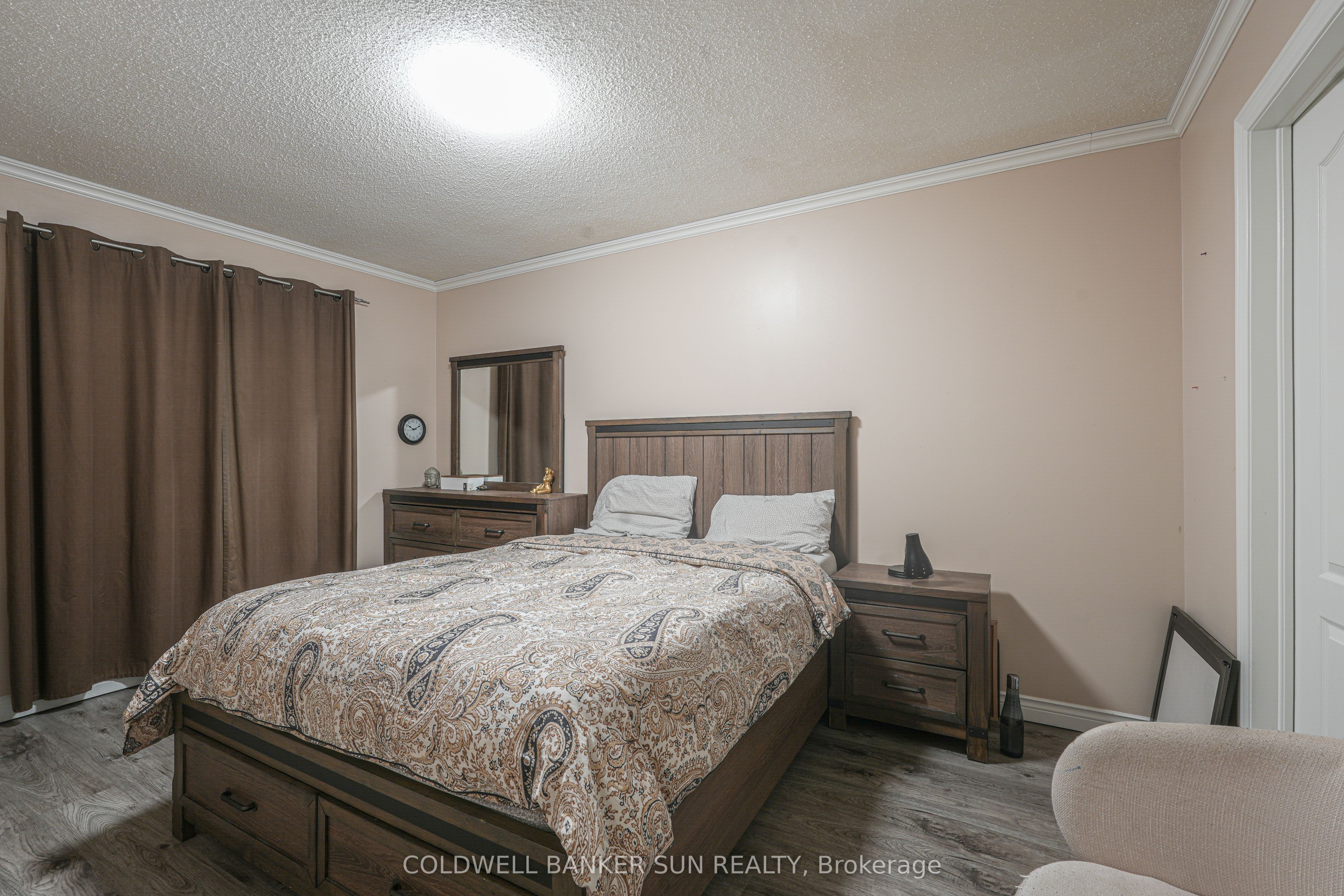 194 Pressed Brick Drive Property Photo 13