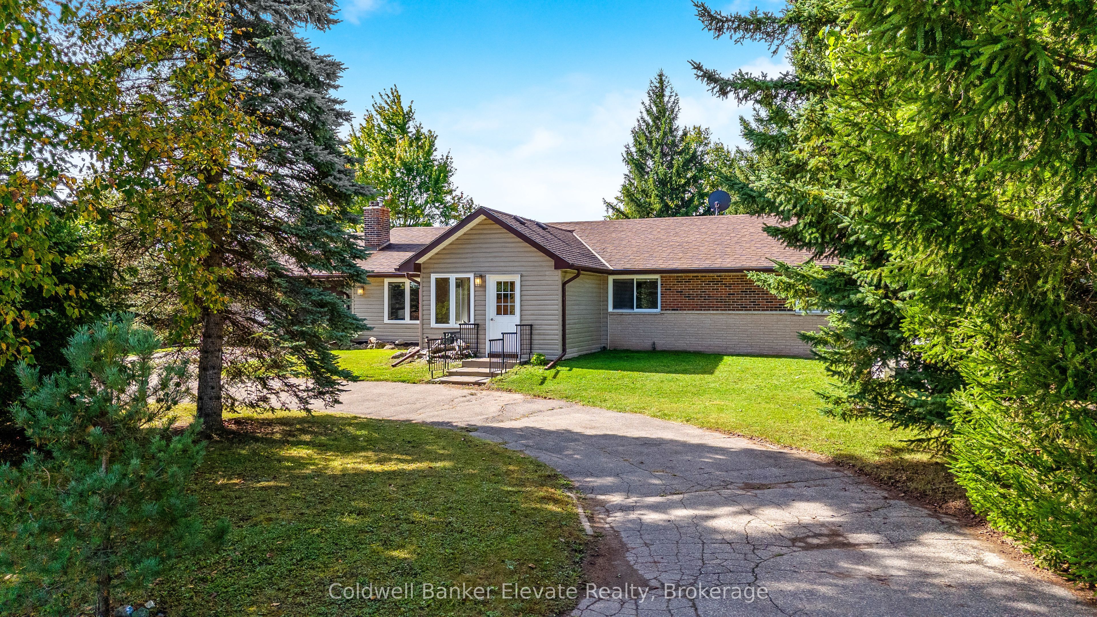14360 Sixth Line Property Photo 1
