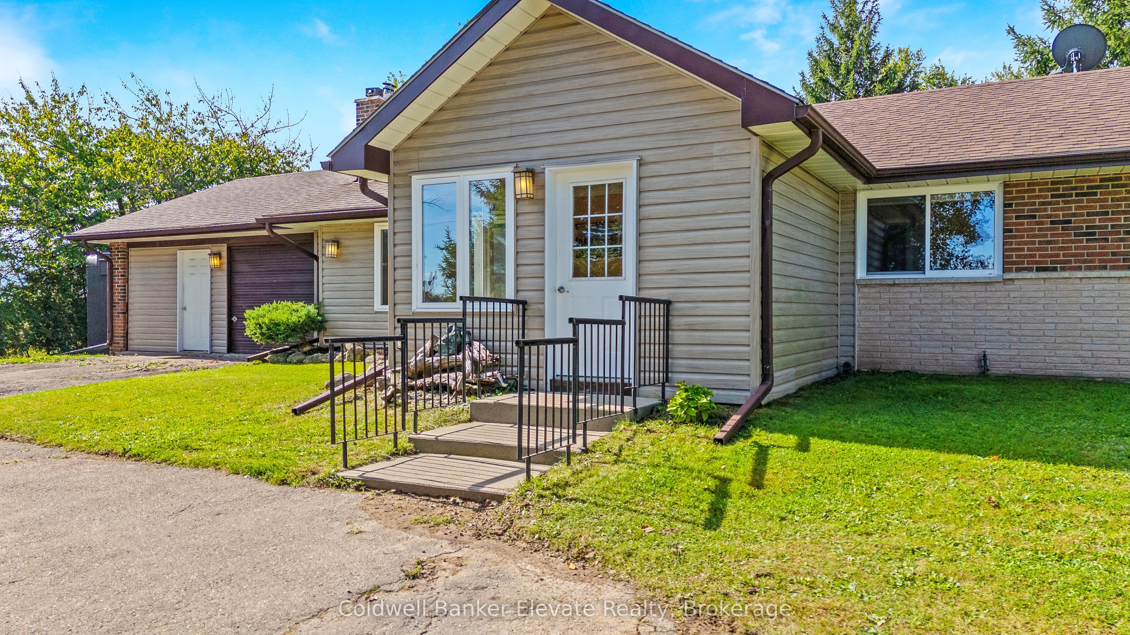 14360 Sixth Line Property Photo 6