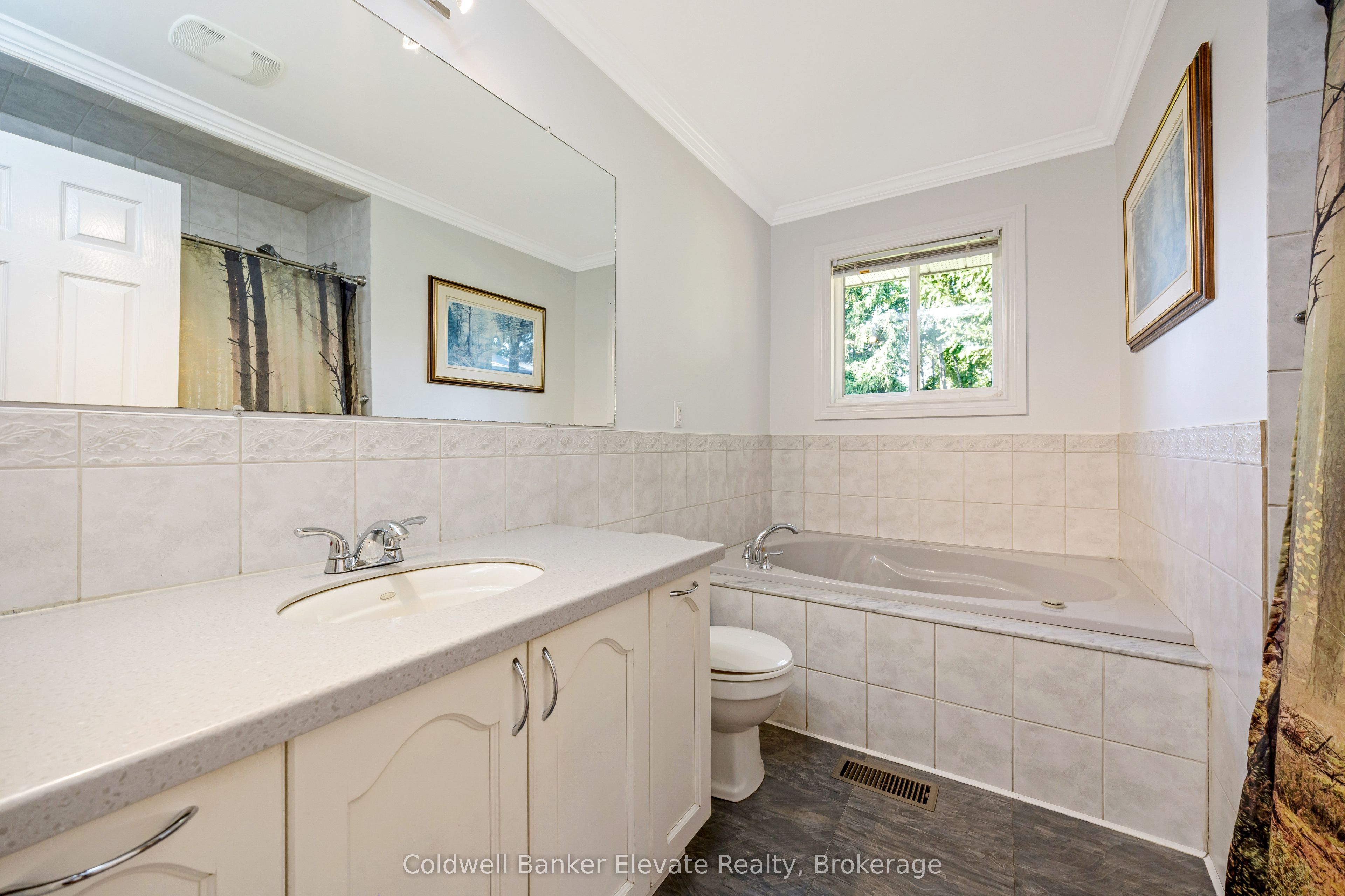 14360 Sixth Line Property Photo 23