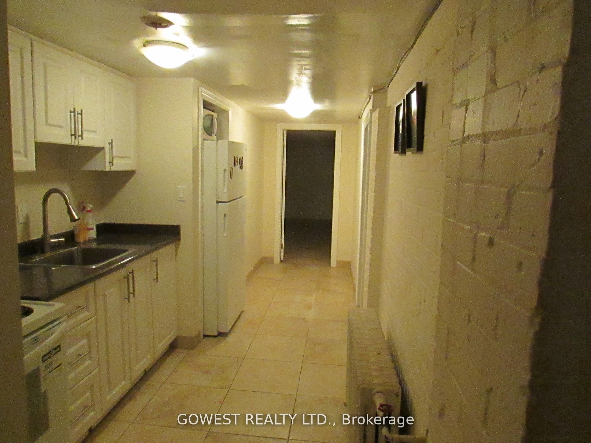 #bsmt - 2011 Dundas Street Property Photo 5