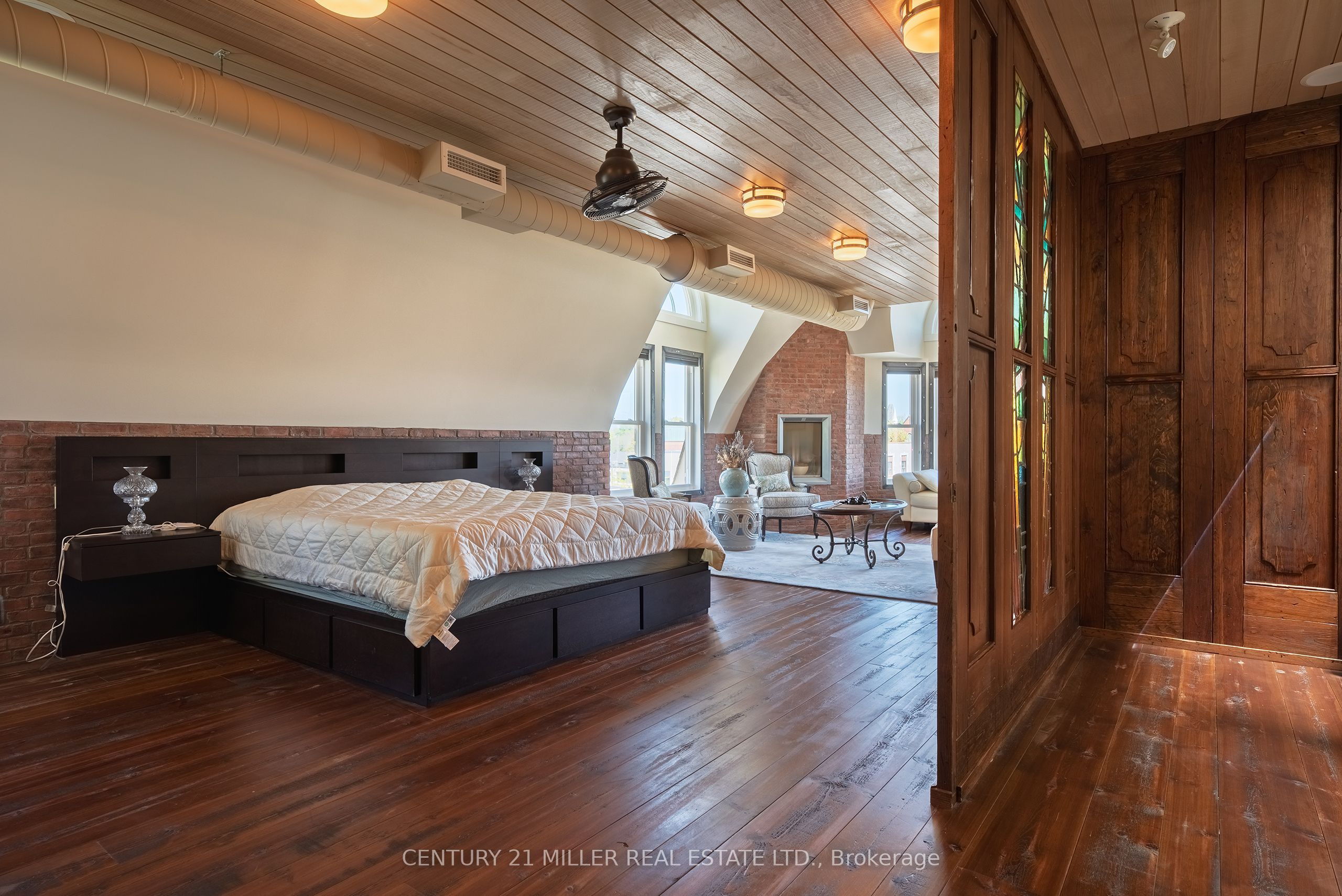 239 Church Street Property Photo 18