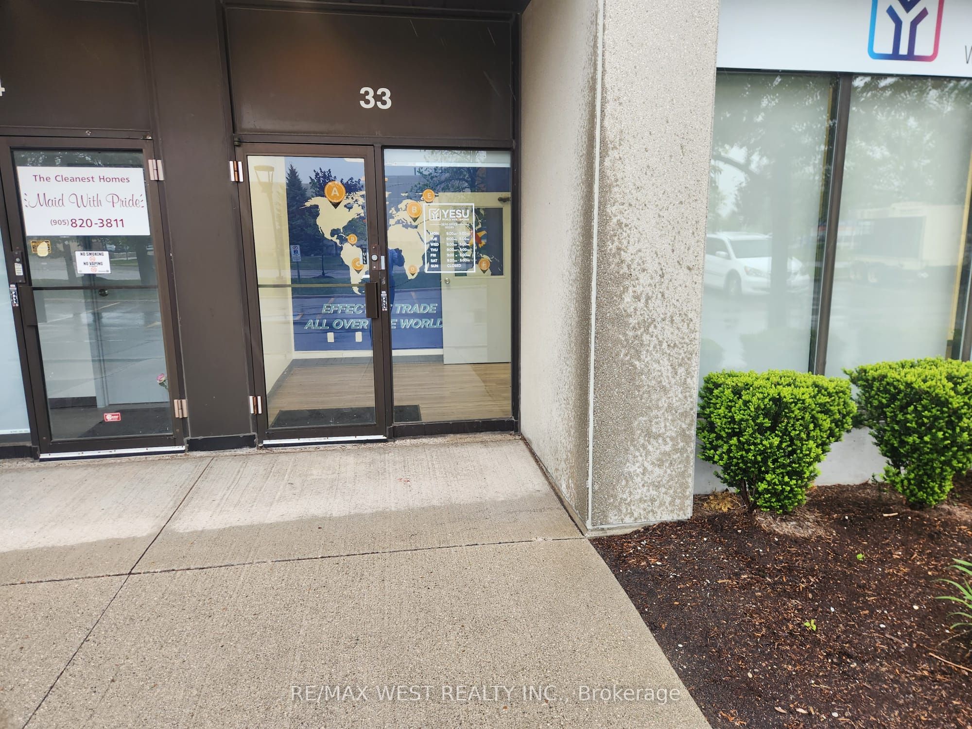 4181 Sladeview Cres Property Photo 2