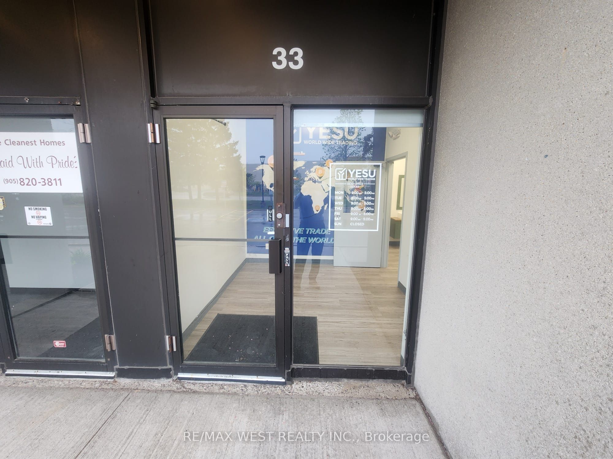 4181 Sladeview Cres Property Photo 3
