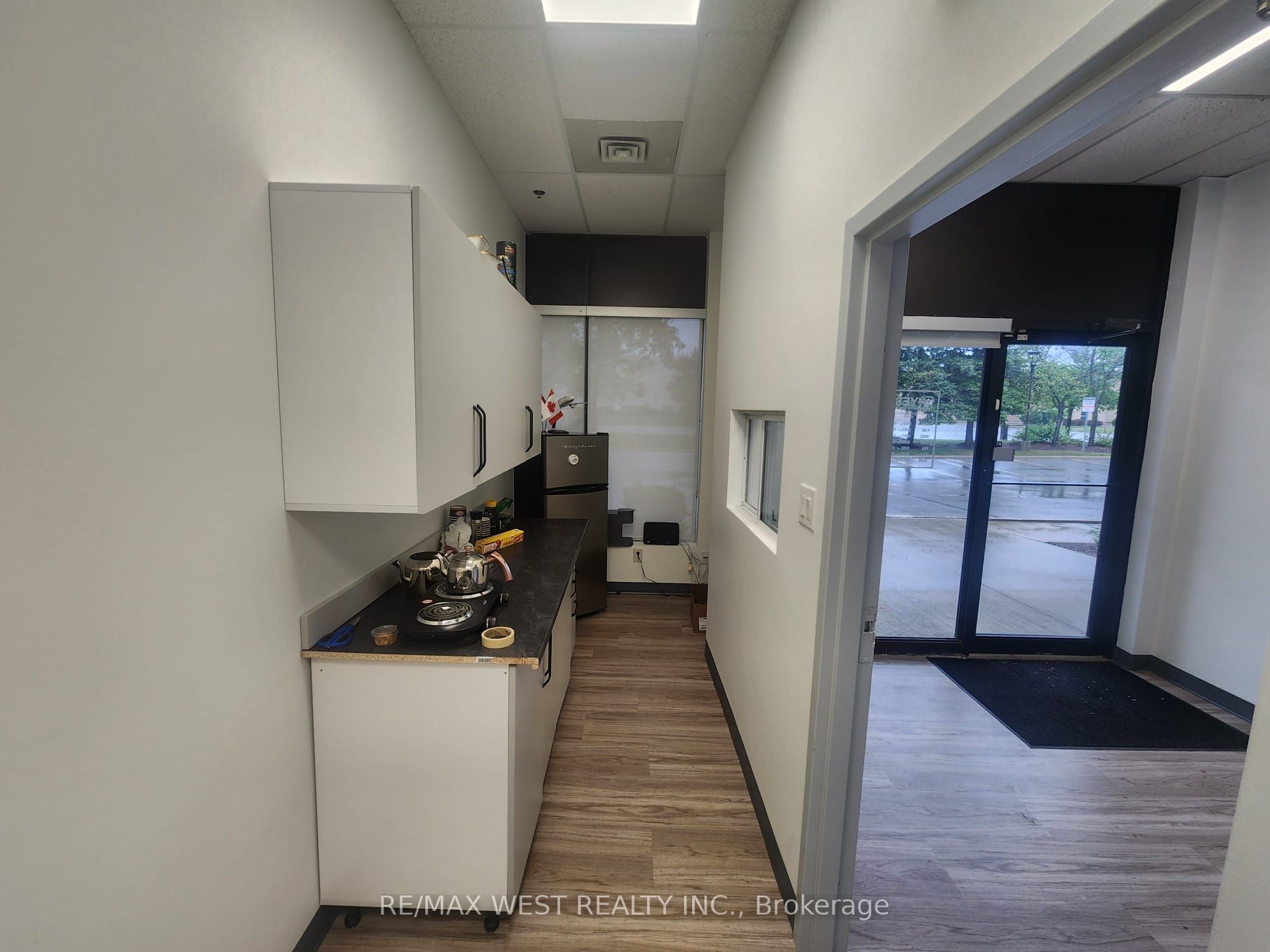 4181 Sladeview Cres Property Photo 6