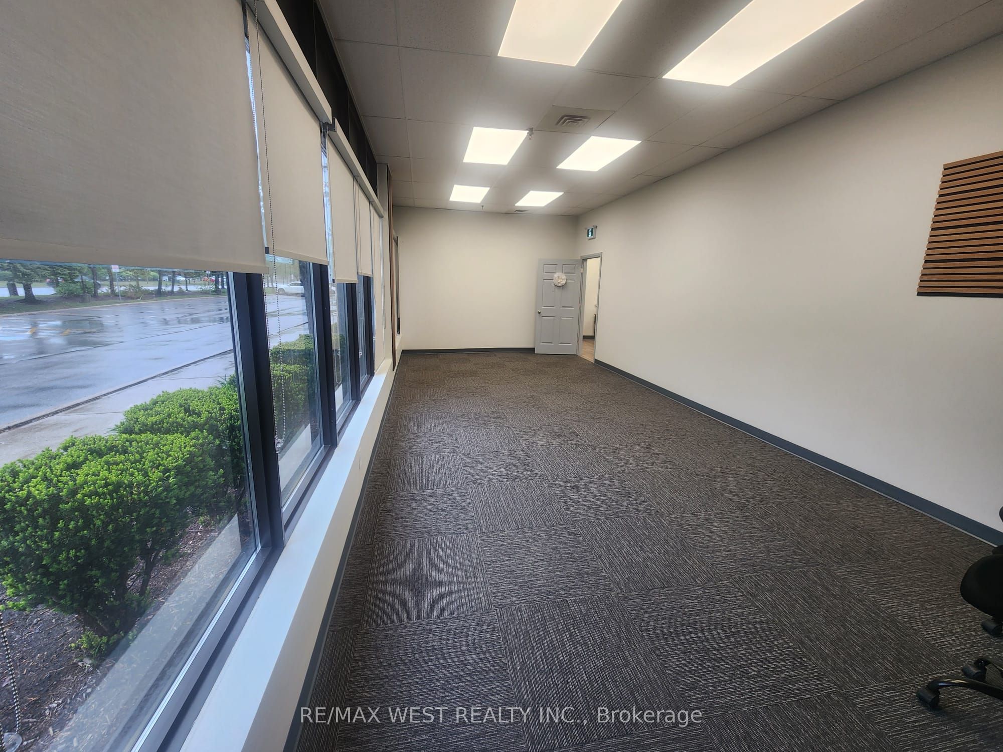 4181 Sladeview Cres Property Photo 14