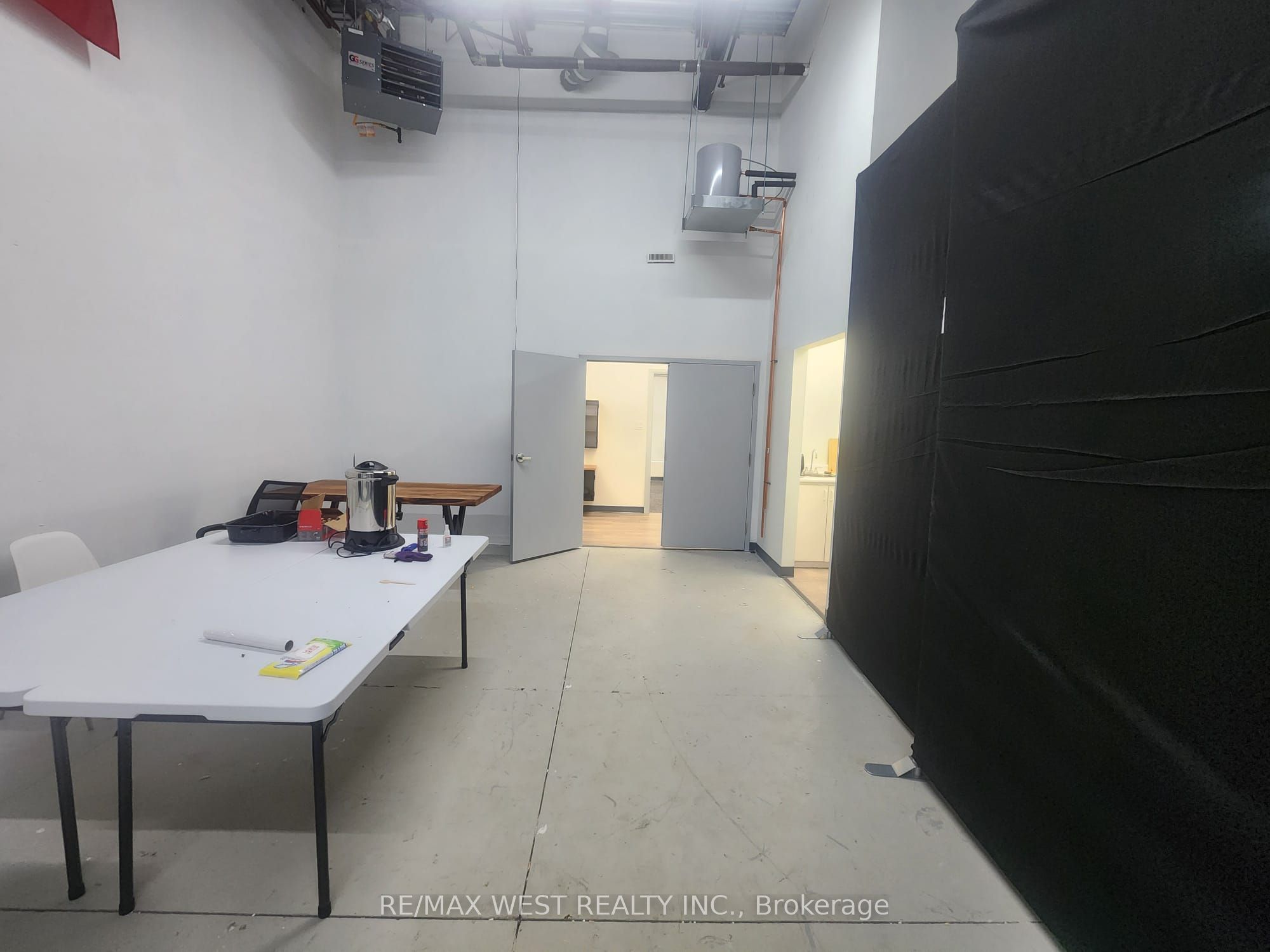 4181 Sladeview Cres Property Photo 23