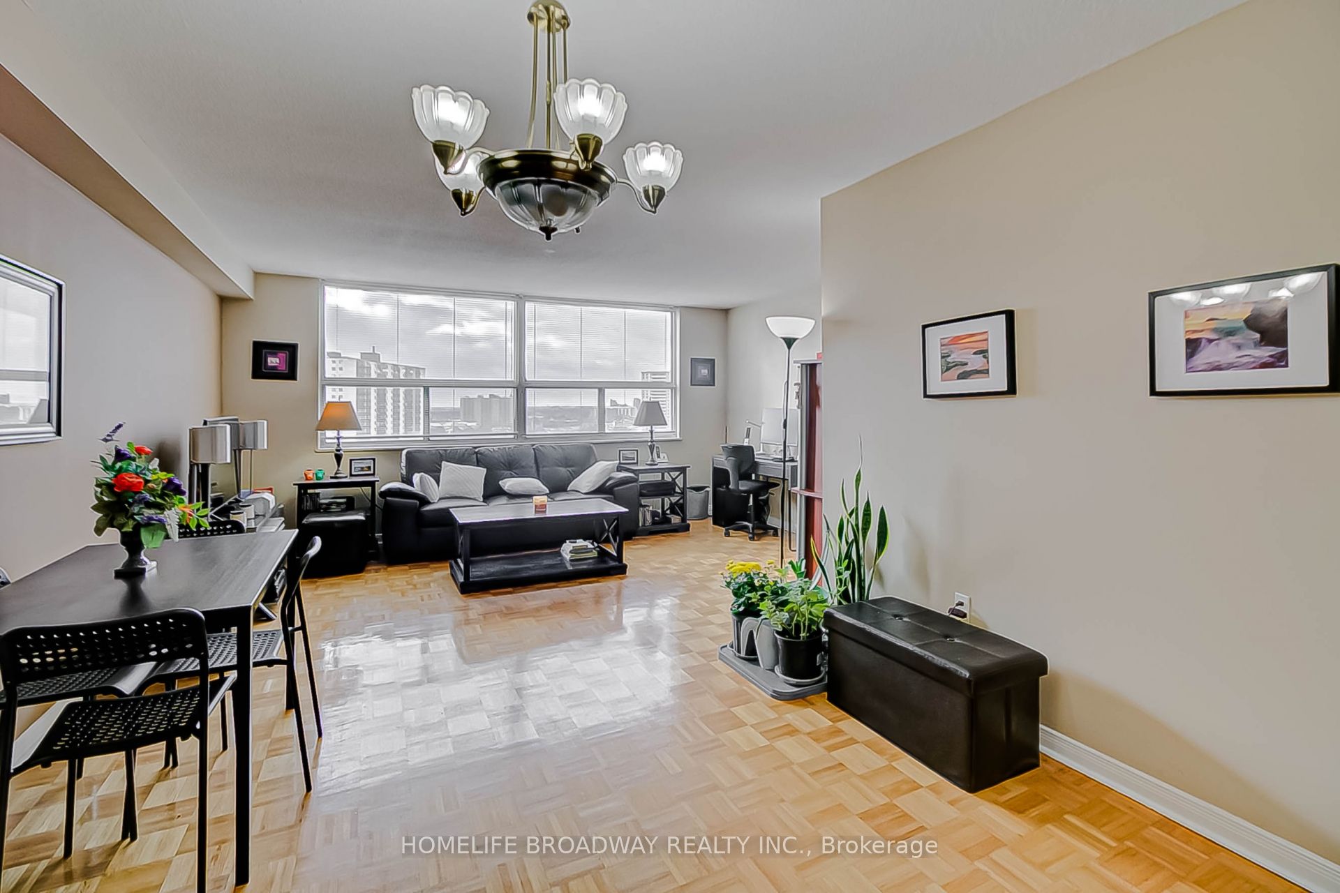 #1006 - 10 Tobermory Drive Property Photo 6