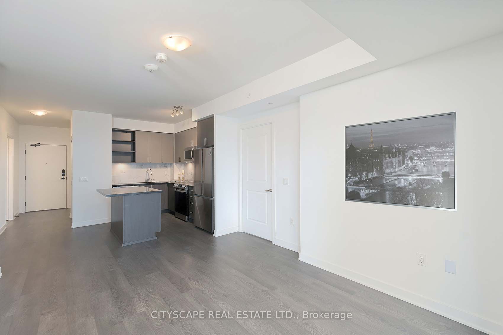 #1805 - 4675 Metcalfe Avenue Property Photo 9