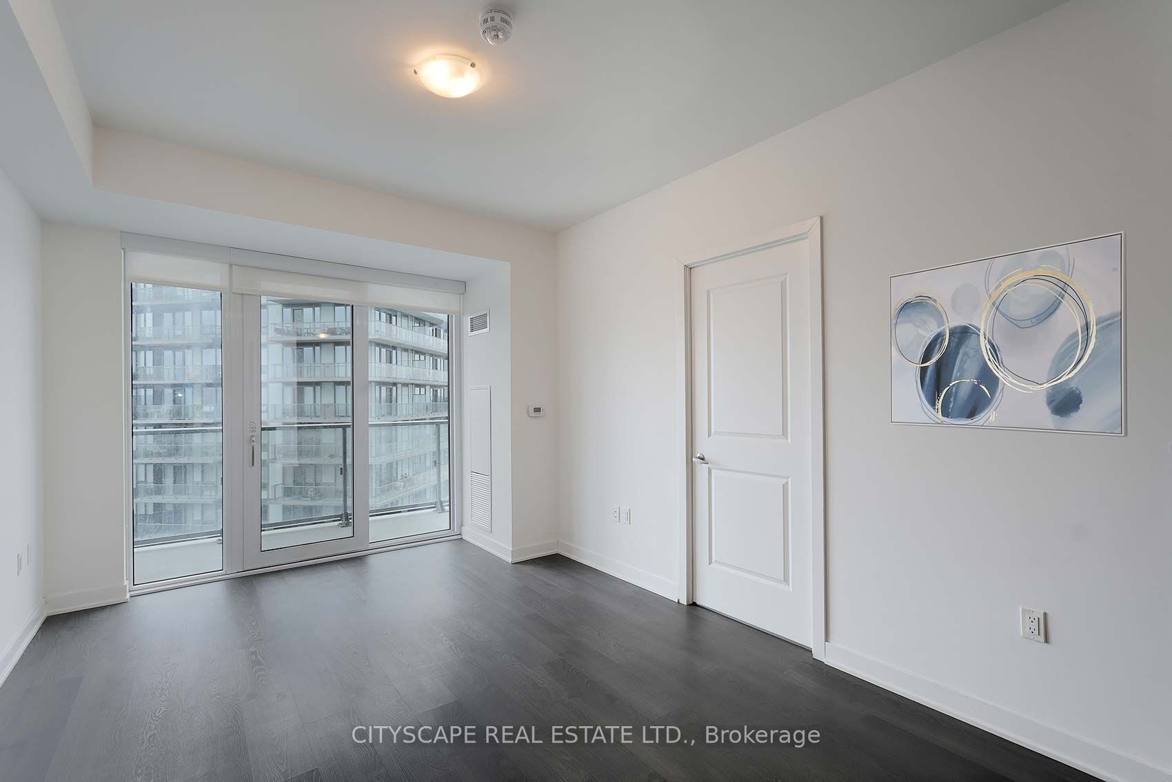 #1805 - 4675 Metcalfe Avenue Property Photo 10