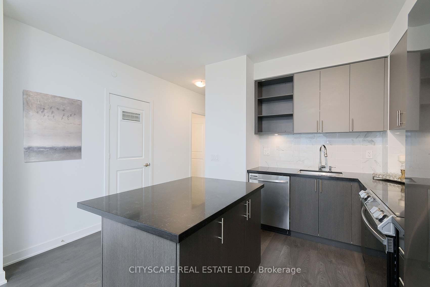 #1805 - 4675 Metcalfe Avenue Property Photo 22