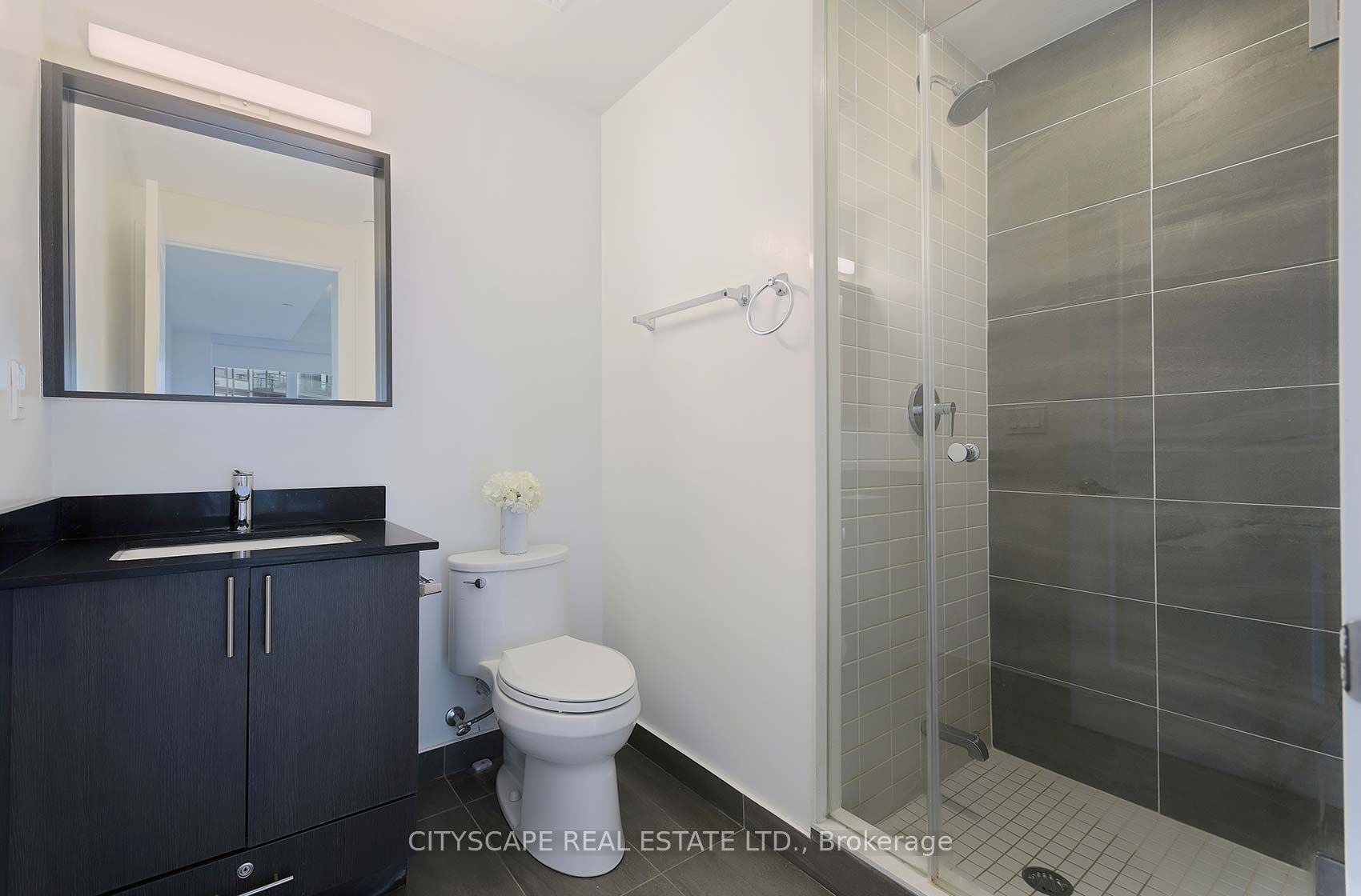 #1805 - 4675 Metcalfe Avenue Property Photo 26