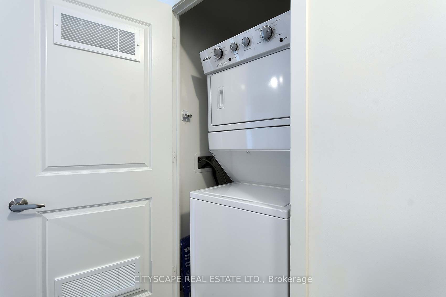 #1805 - 4675 Metcalfe Avenue Property Photo 28
