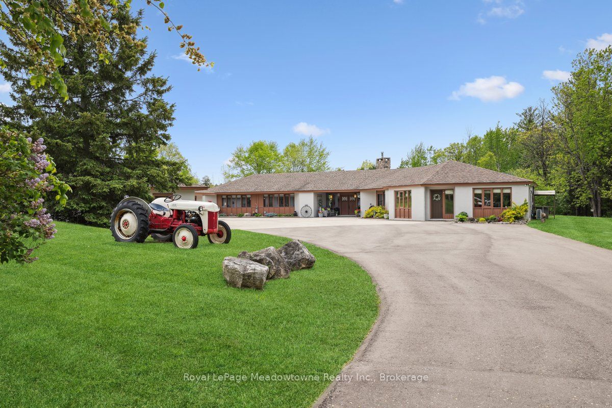 10632 Fifth Line Property Photo 1