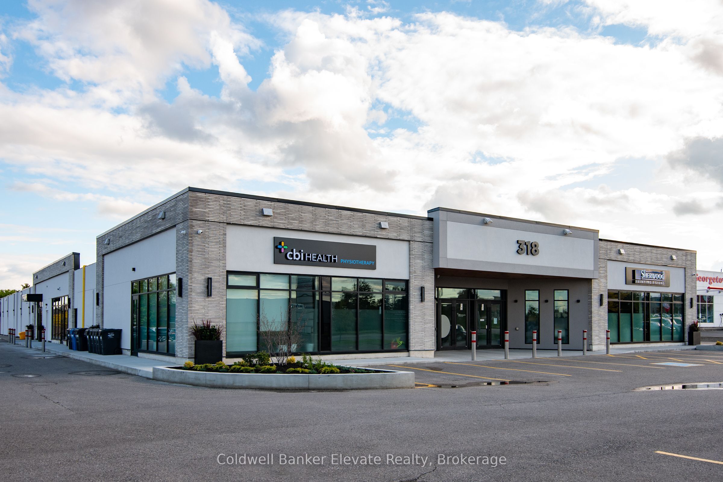 #unit 3 - 318 Guelph Street Property Photo 4