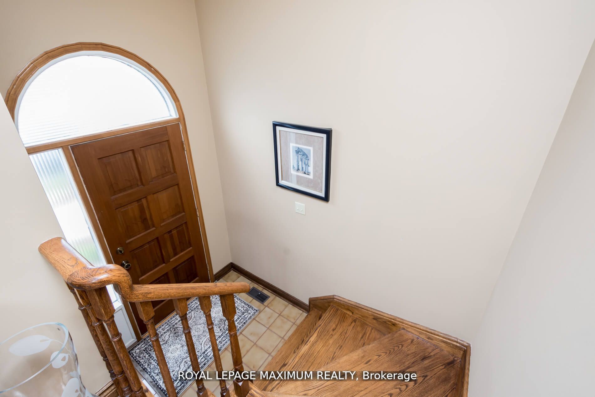 44 Flagstick Court Property Photo 5