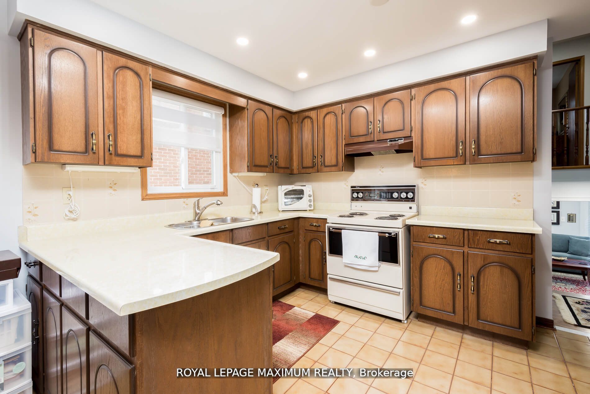 44 Flagstick Court Property Photo 12