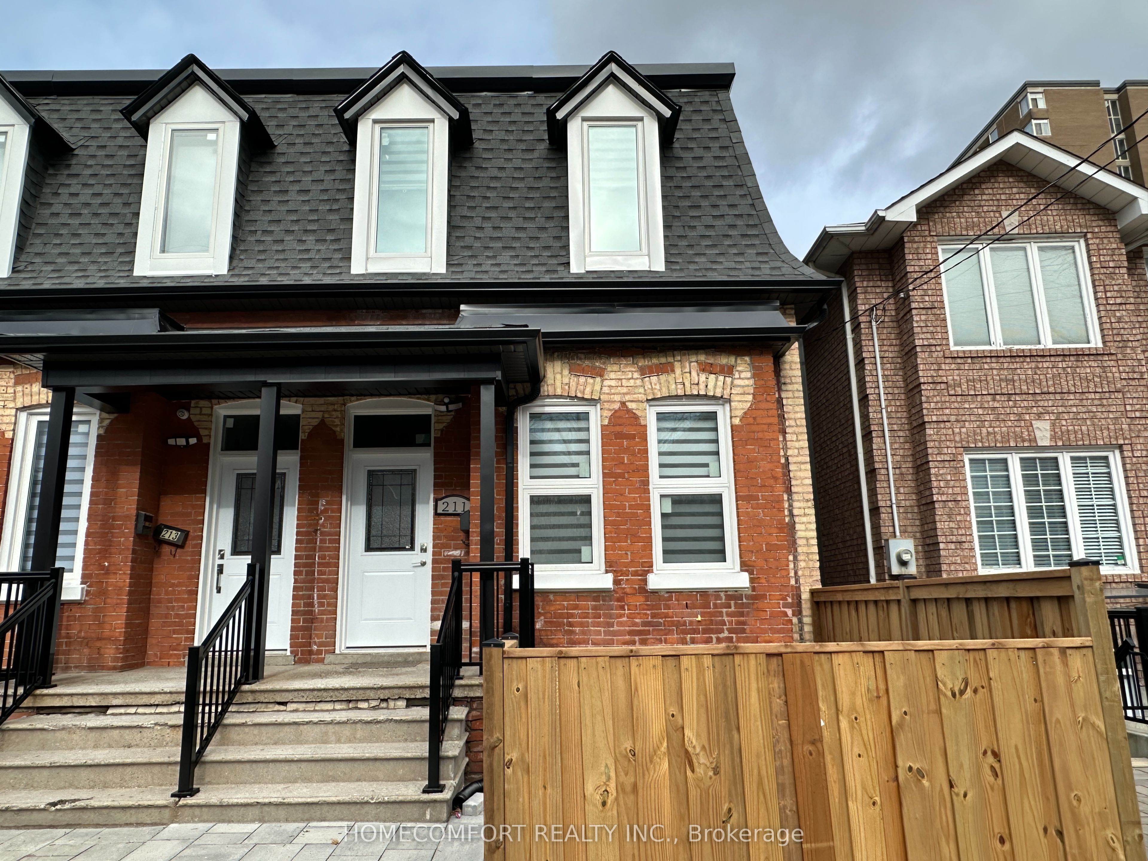 #upper - 211 Osler Street Property Photo 1