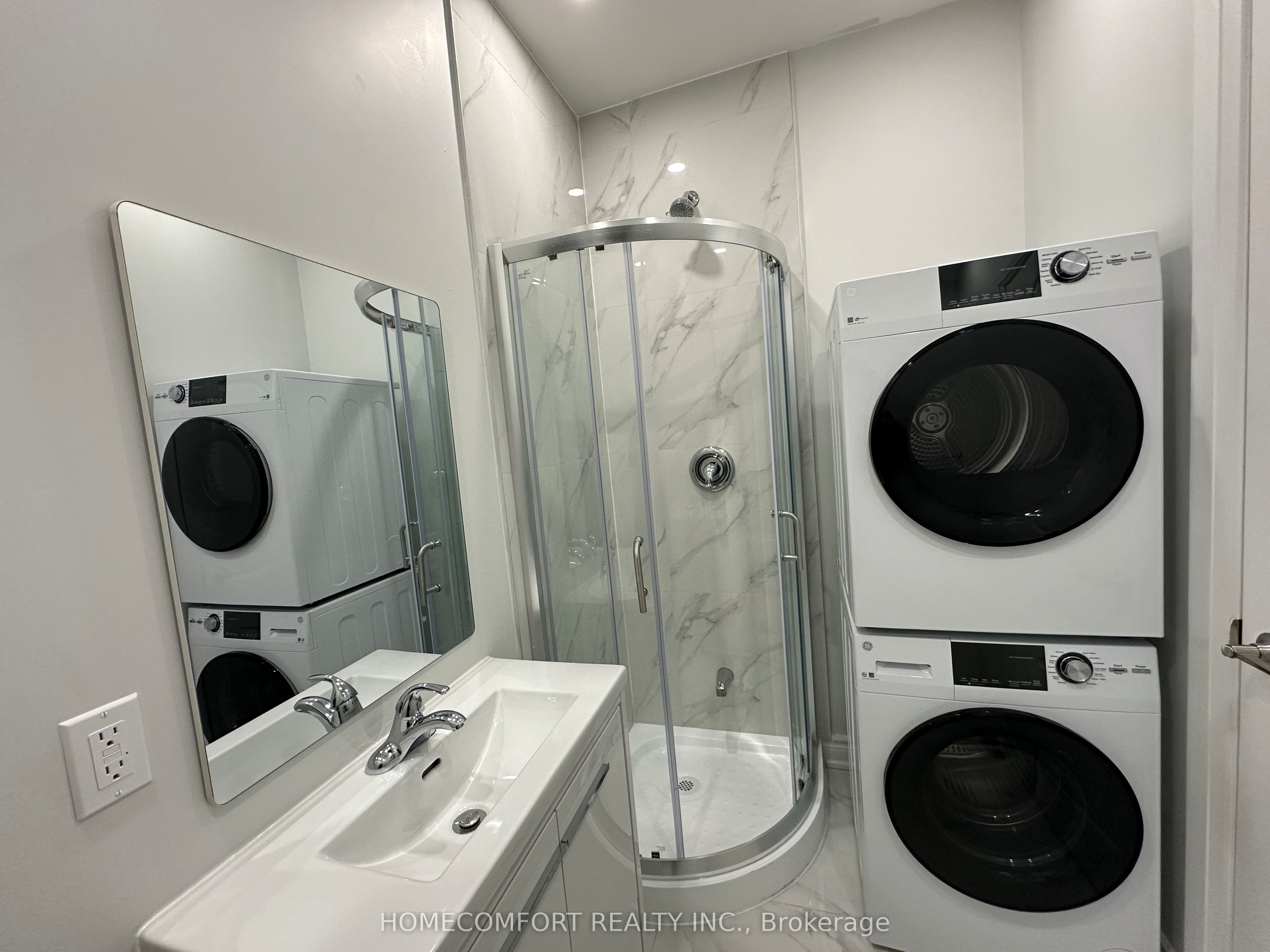 #upper - 211 Osler Street Property Photo 9