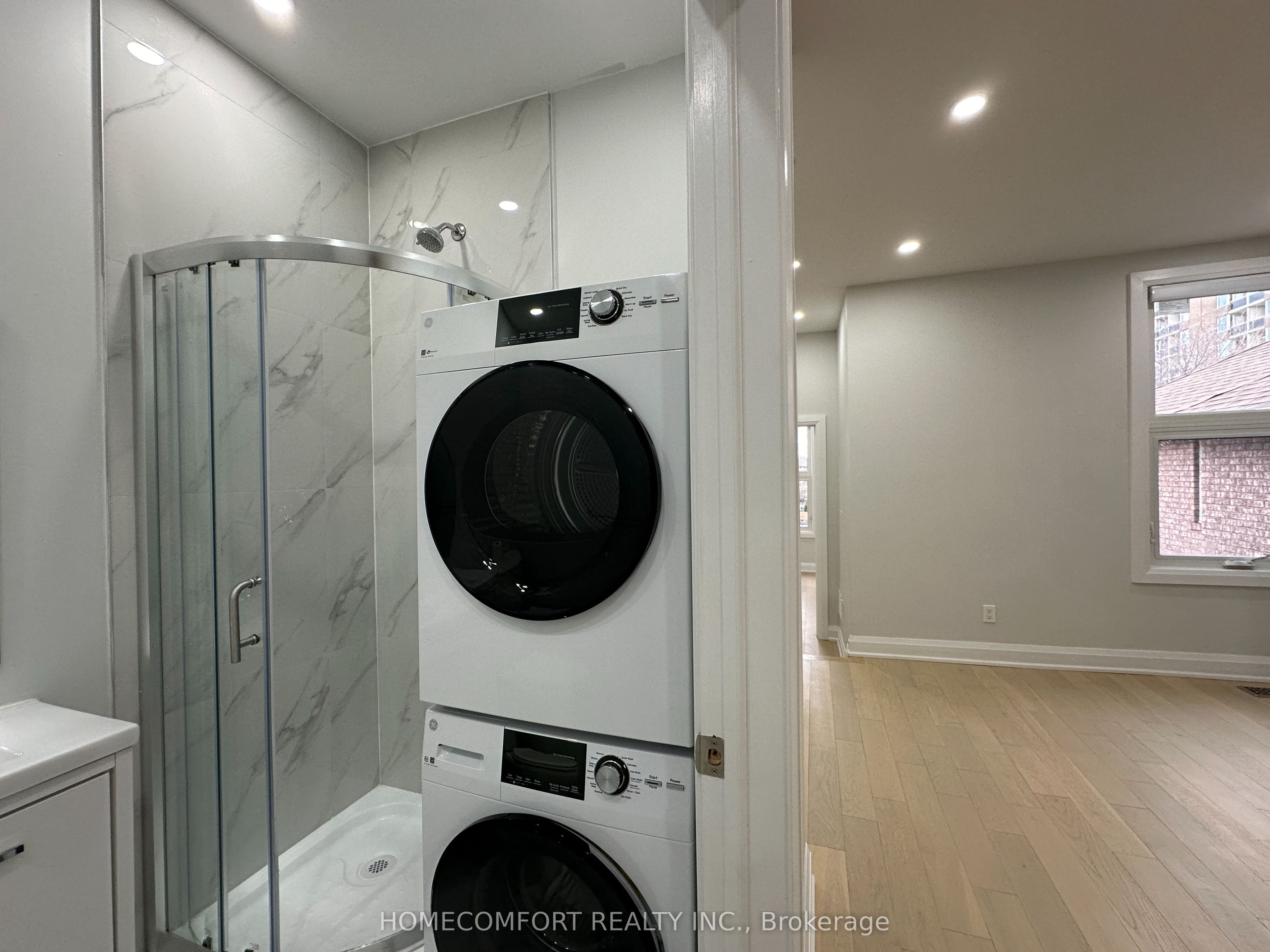 #upper - 211 Osler Street Property Photo 16
