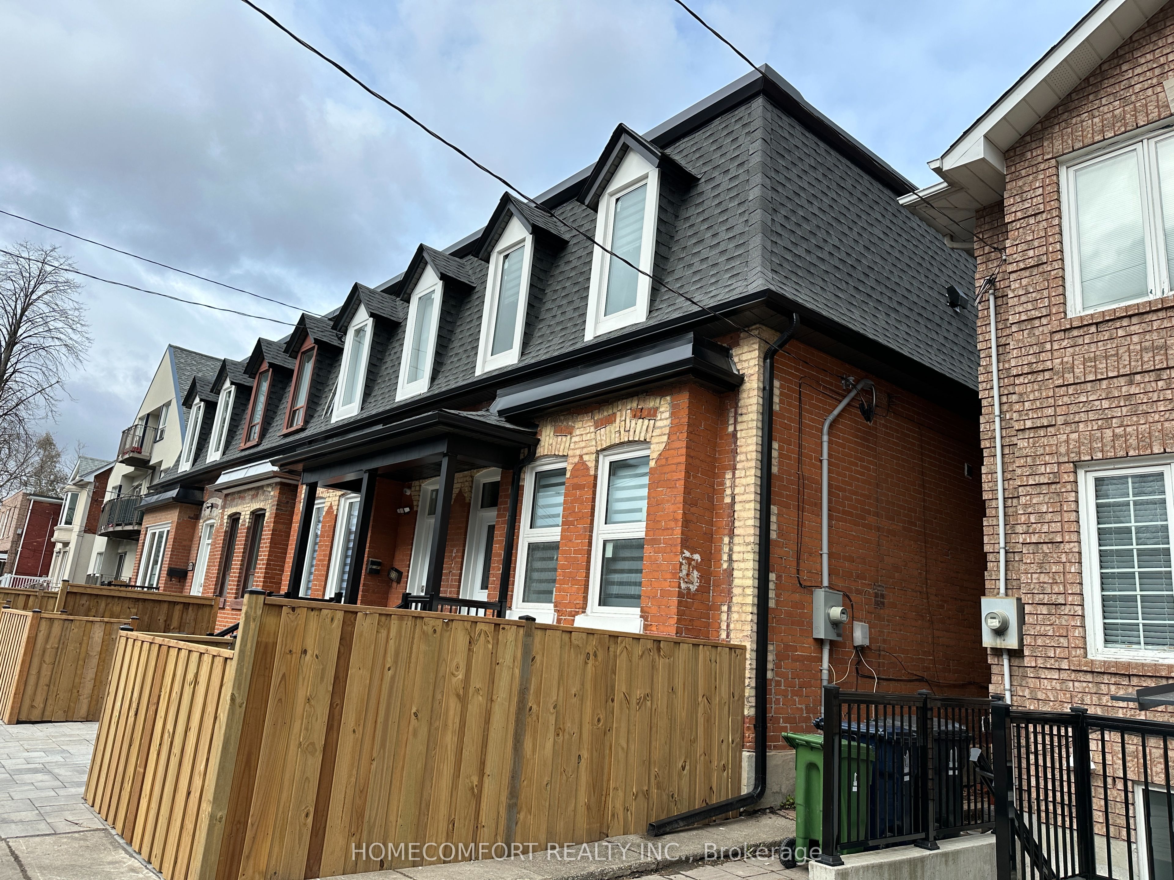#upper - 211 Osler Street Property Photo 24
