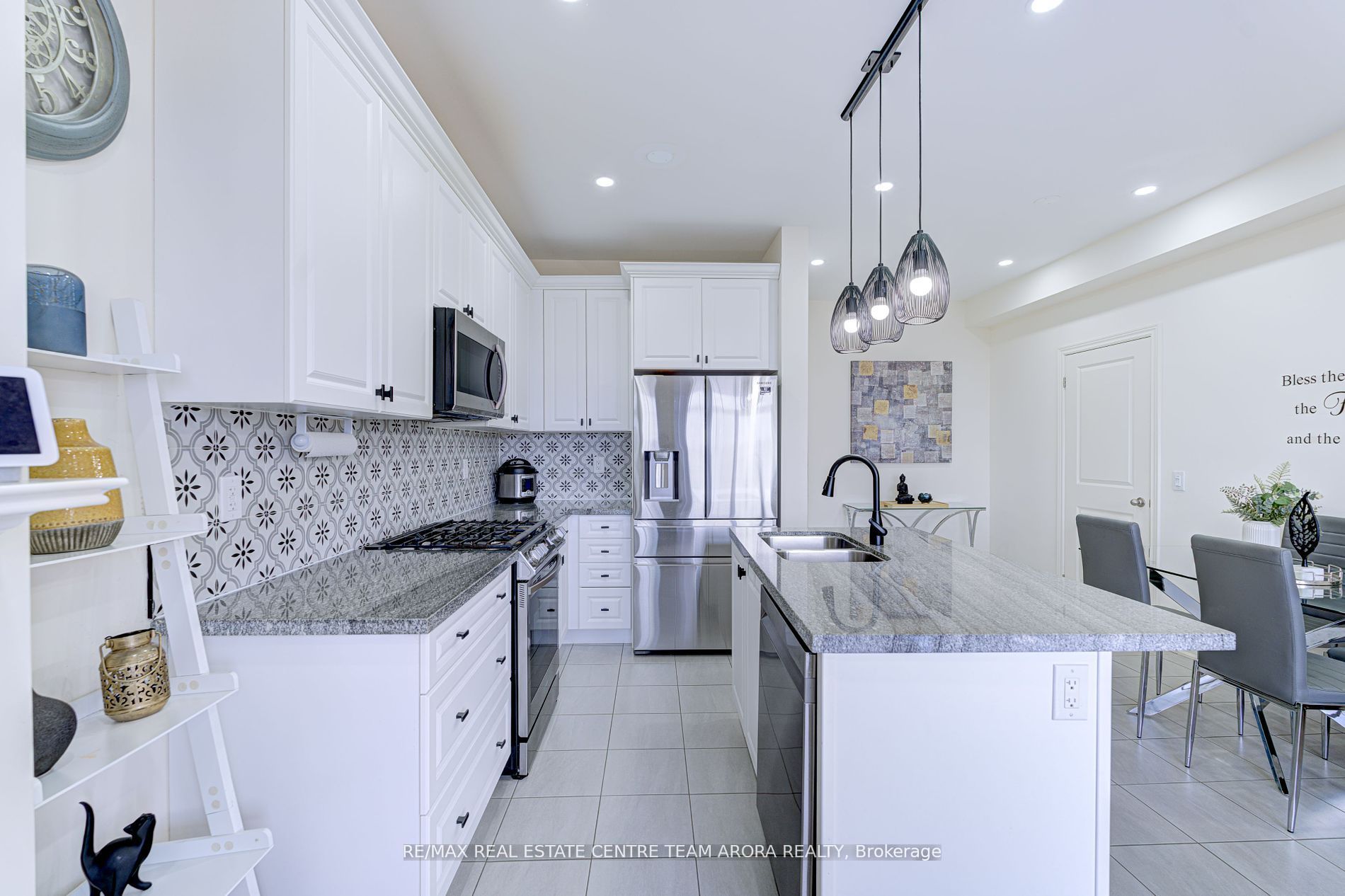 80 Finegan Circle Property Photo 10