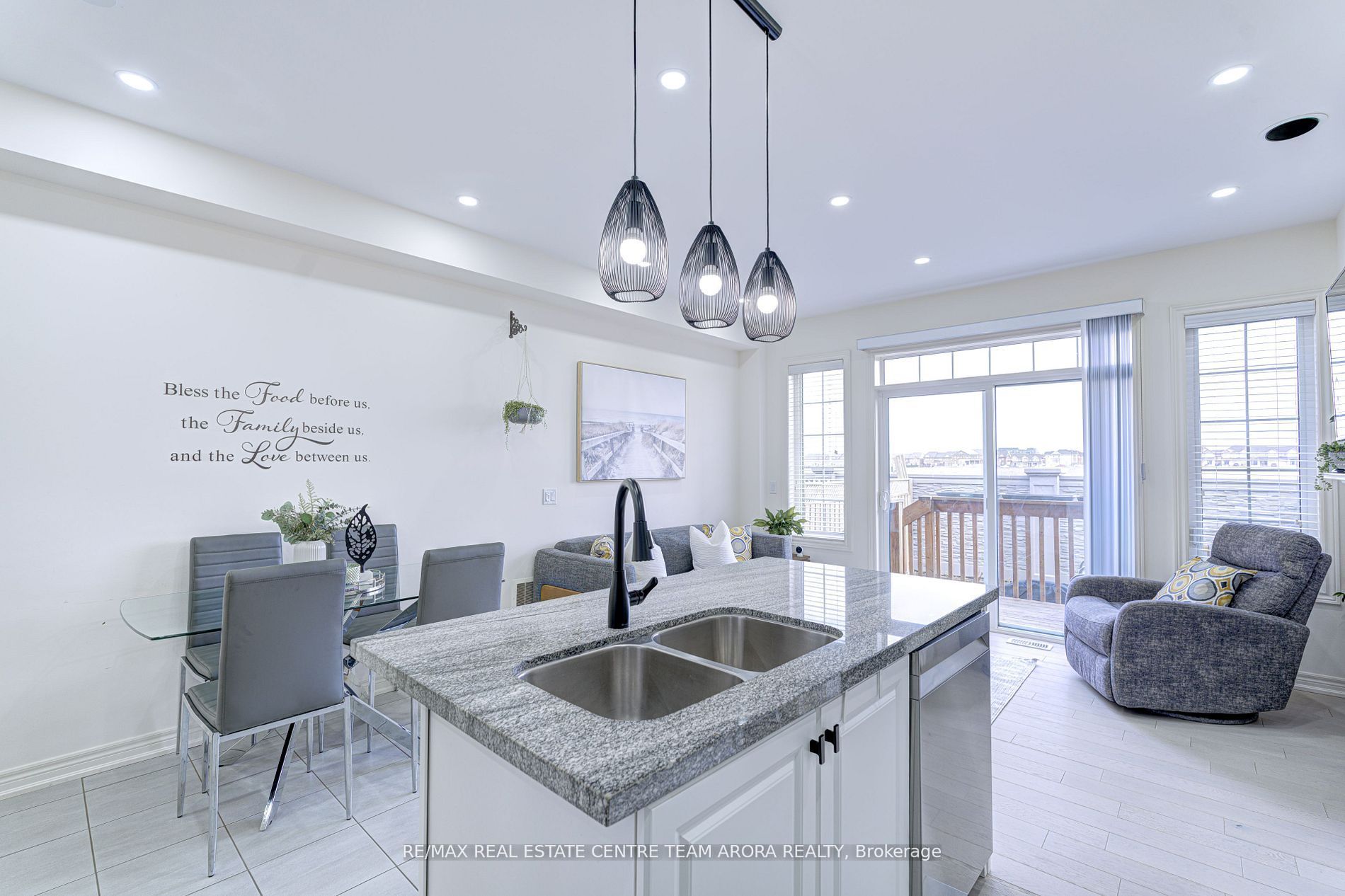 80 Finegan Circle Property Photo 12