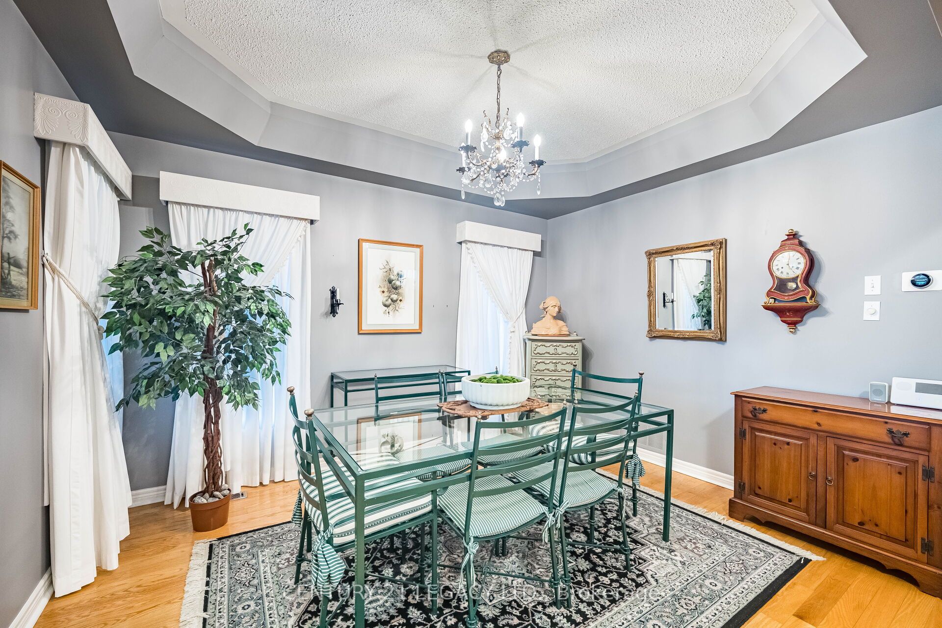 6882 Gooderham Estate Boulevard Property Photo 6