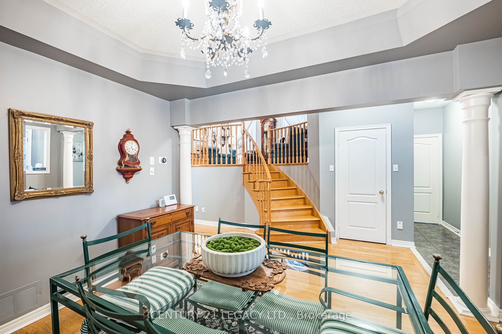 6882 Gooderham Estate Boulevard Property Photo 7