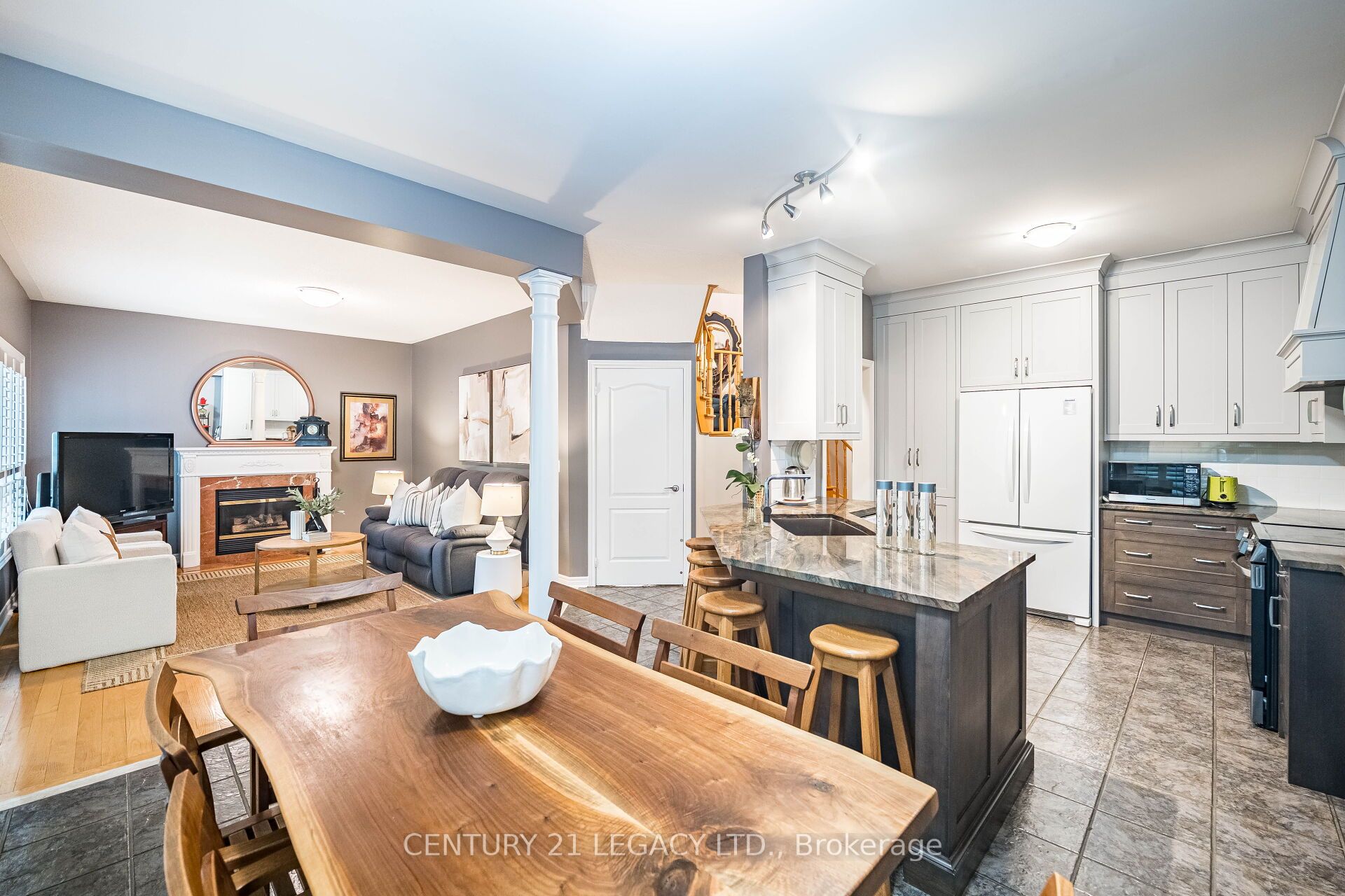 6882 Gooderham Estate Boulevard Property Photo 15