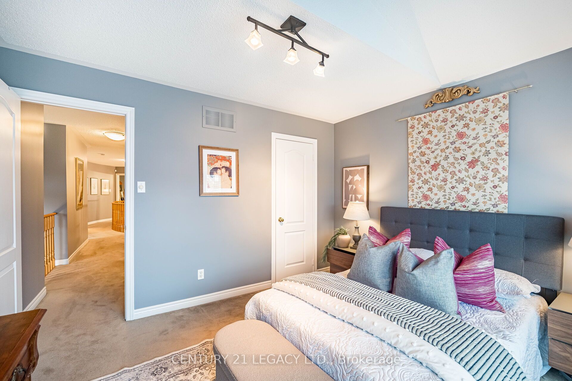 6882 Gooderham Estate Boulevard Property Photo 40