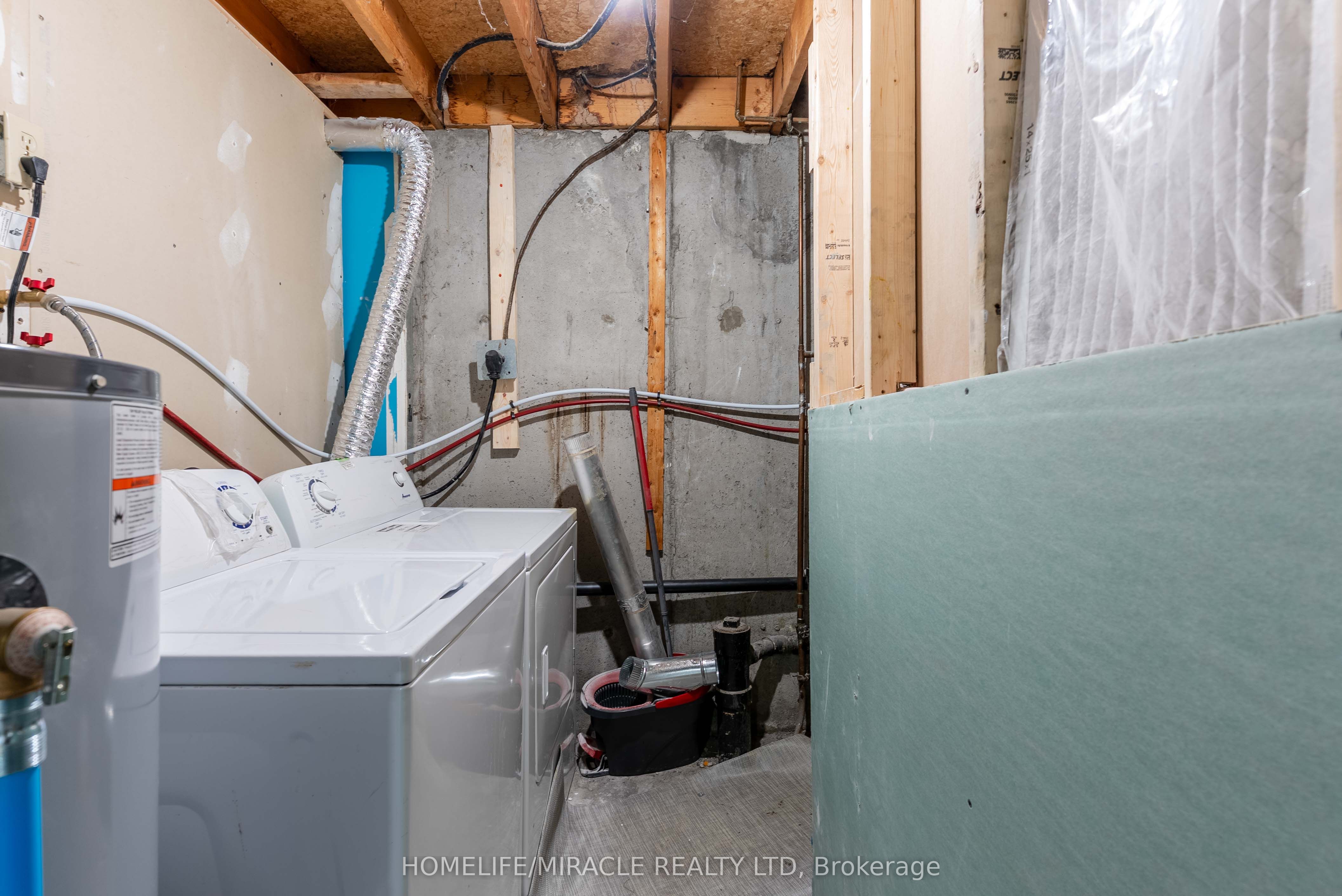 156 Enderby Crescent Property Photo 34